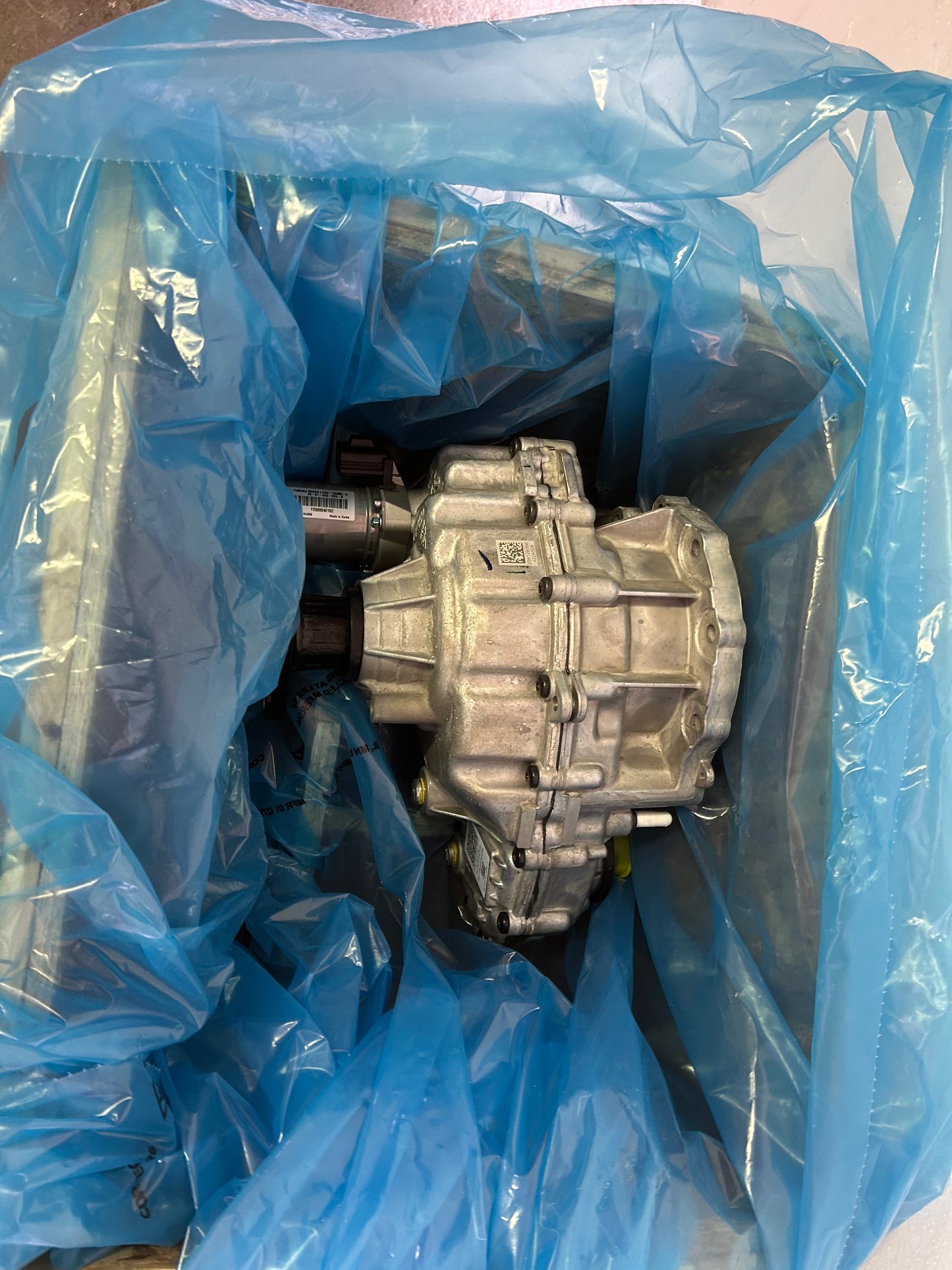 FORD AVIATOR, LINCOLN, EXPLORER TRANSFER CASE ASSEMBLY L1MZ7A195A
