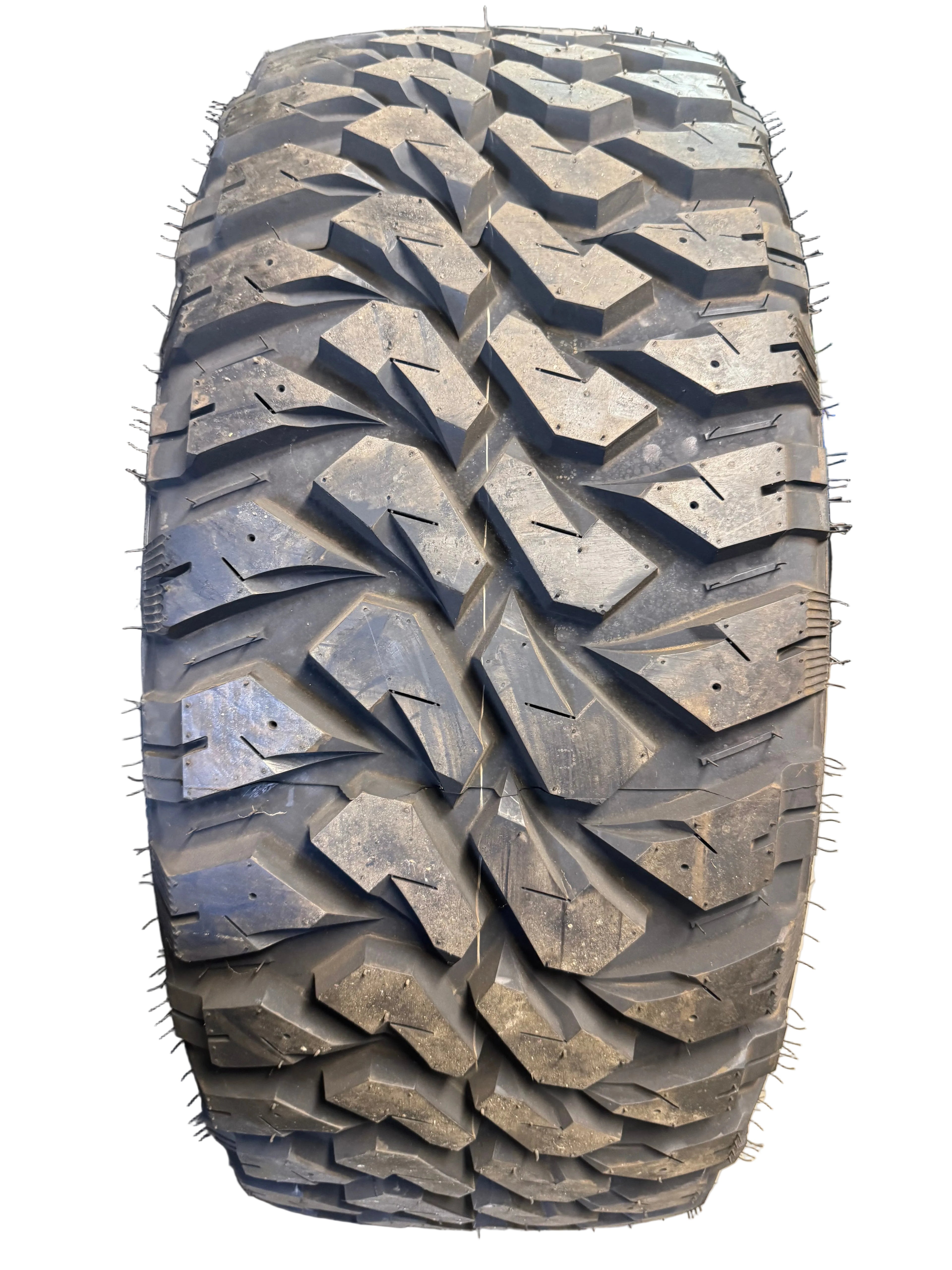NOS MAXXIS MUDDER BUCKSHOT II MT-764 BSW LT 37 13.5 22 123Q 10PLY TIRE TL00514100