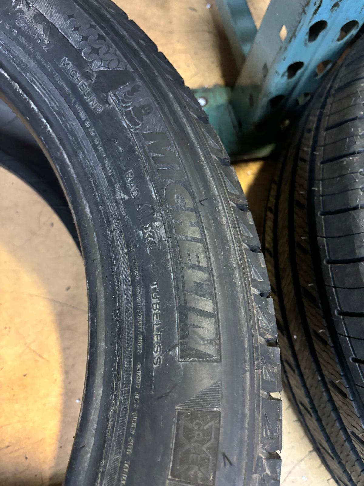 NEW OLD STOCK MICHELIN LATITUDE X-ICE XI2 P 245 50 20 102T SL SNOW WINTER TIRE 81544