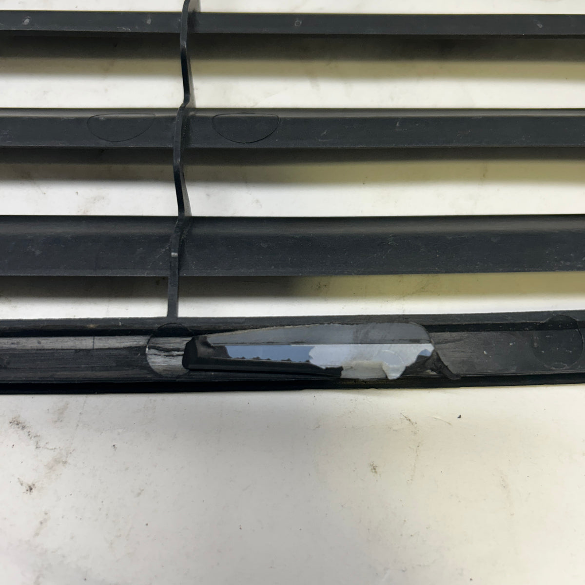 PORSCHE GRILL WALL FOR SPOILER  9935125870001C