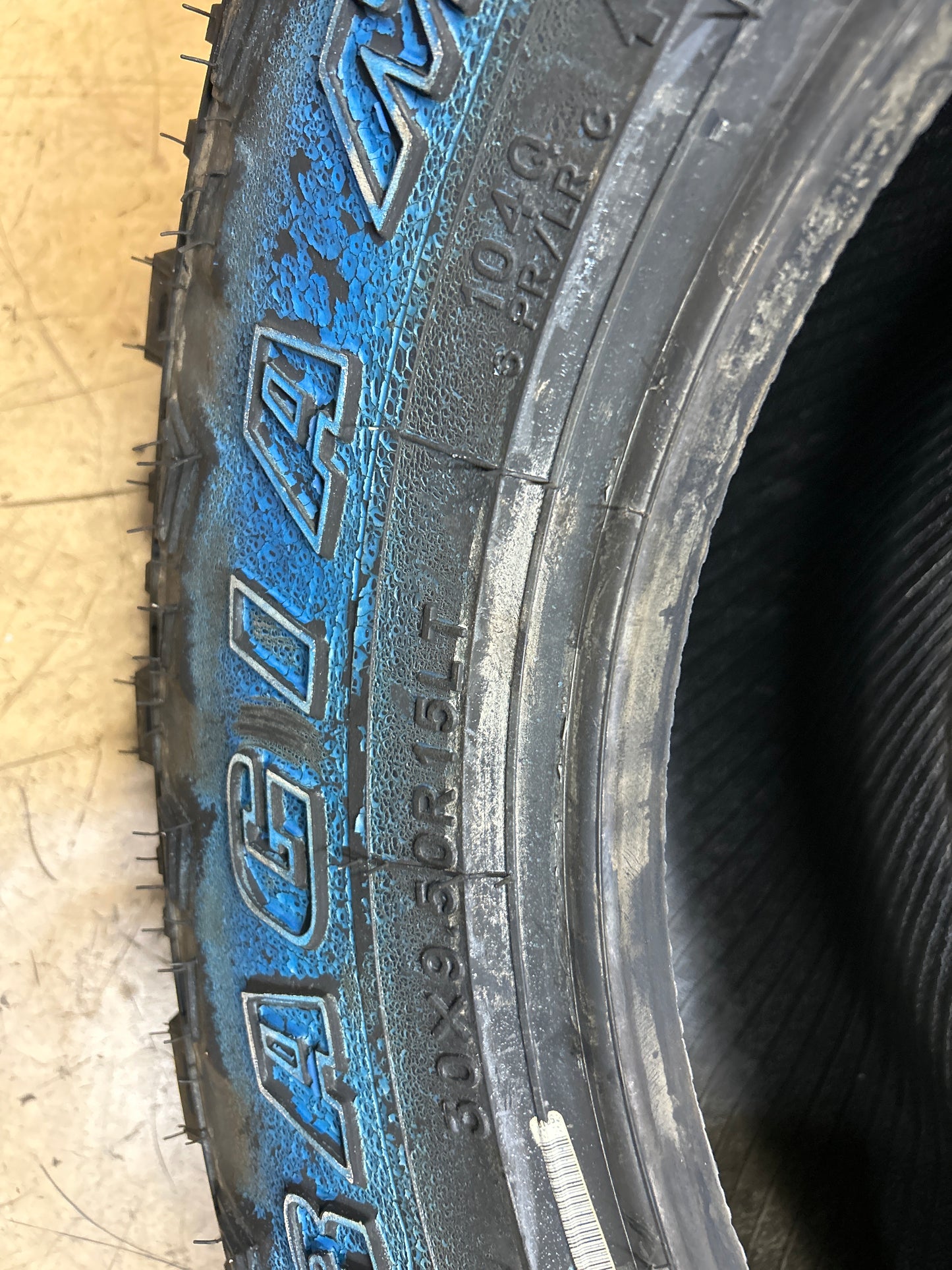 NOS 2 FEDERAL COURAGIA M/T OWL LT 30 9.5 15 104Q 6PLY ALL TERRAIN TIRE 46KA53