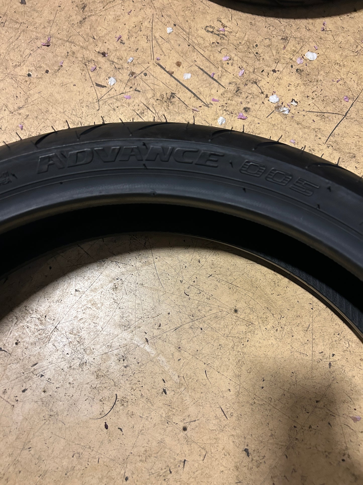 SHINKO ADVANCE 005 BSW 120 60 17 55W FRONT MOTORCYCLE TIRE 874011