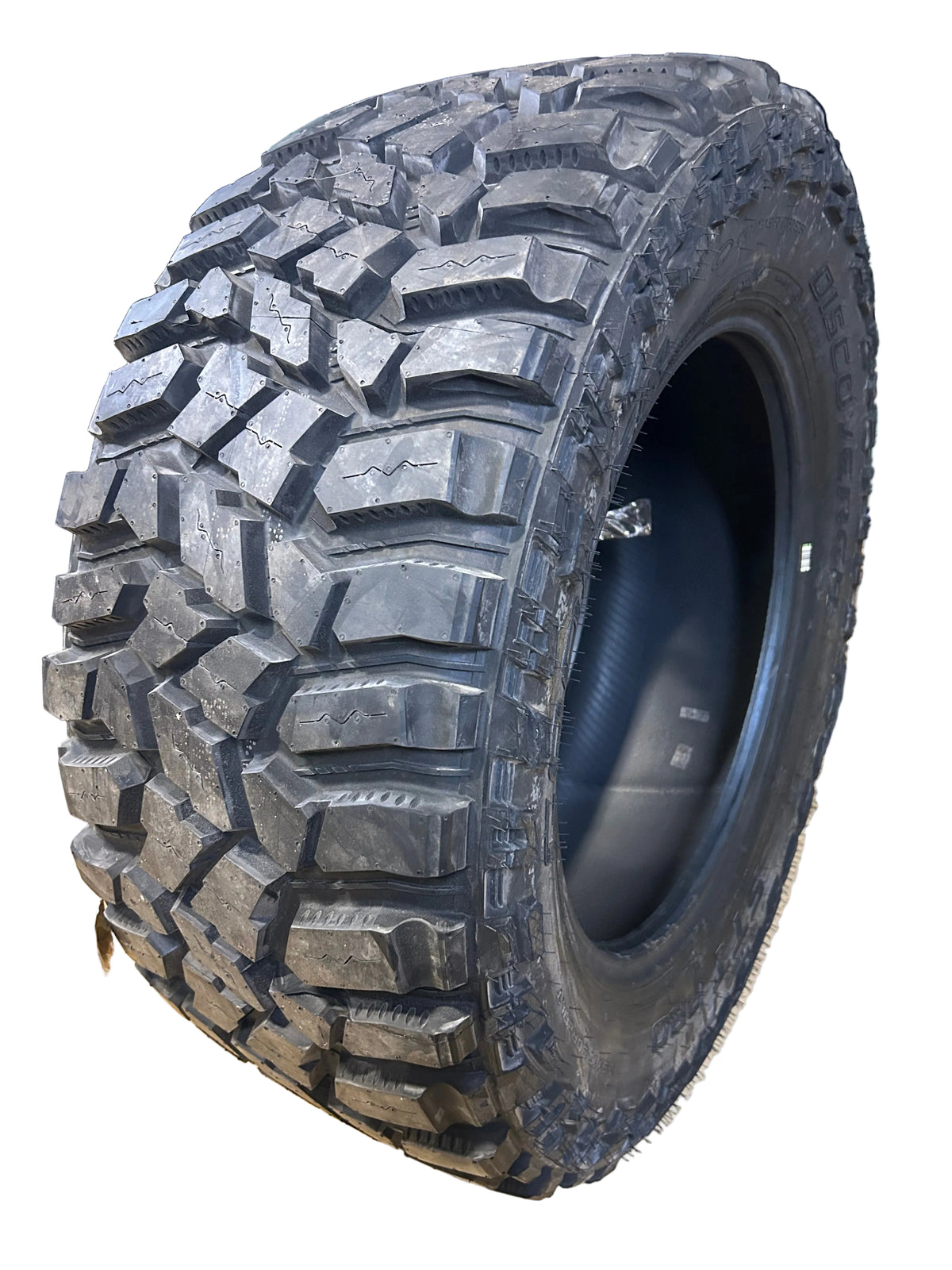 NOS COOPER DISCOVERER STT PRO BSW LT 35 13.5 20 121Q 10PLY MUD TIRE 170141006