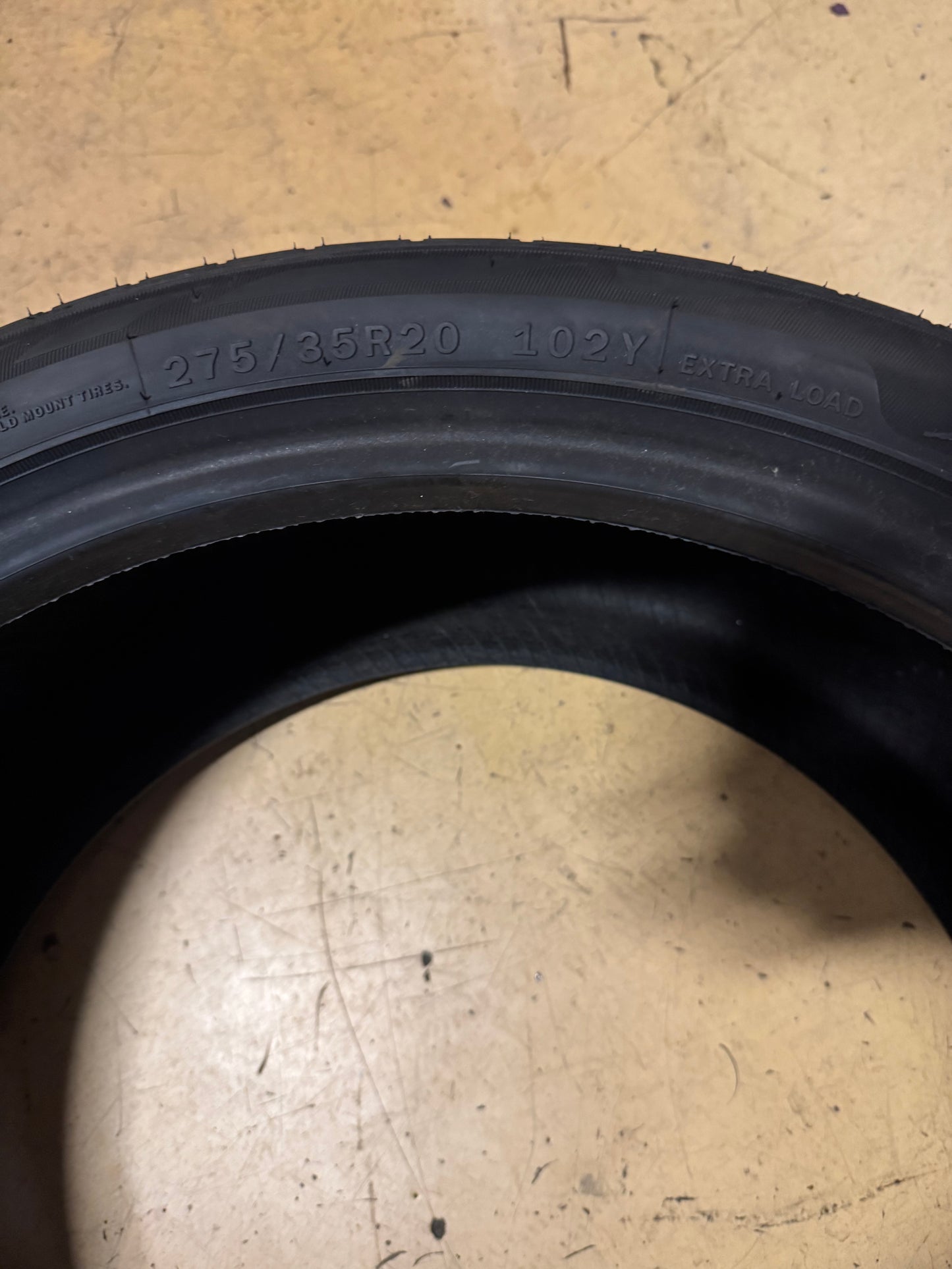 ATLAS FORCE UHP BSW P 275 35 20 102Y XL UHP TIRE 221009073