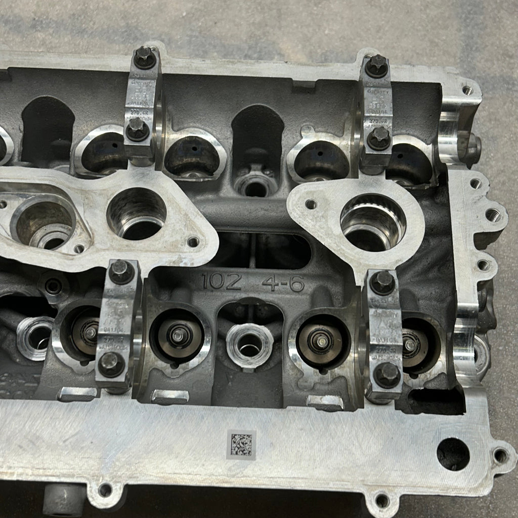 PORSCHE 911 11-16 CARRERA S 4S GTS RIGHT CYLINDER HEAD 9A1 104 112 8R