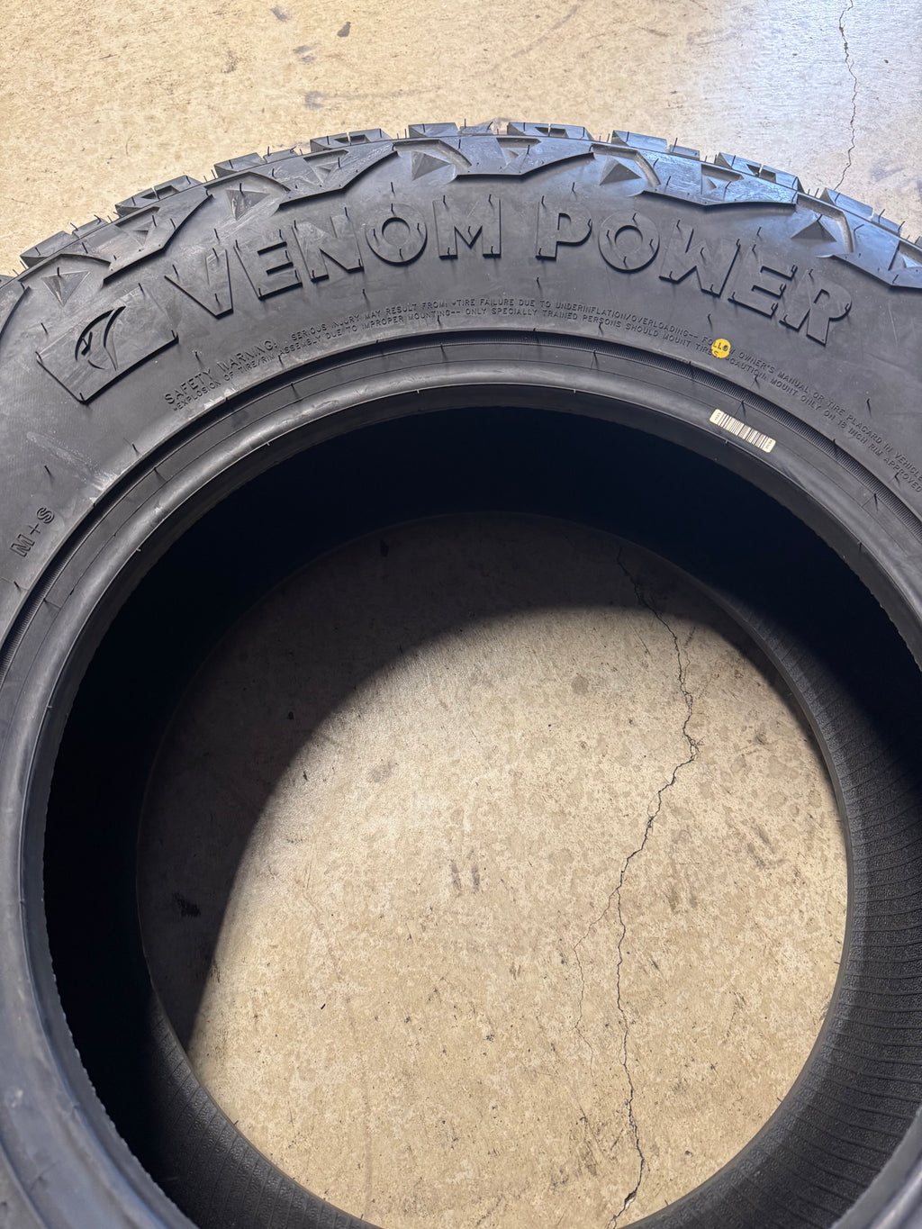 VENOM POWER TERRA HUNTER X/T BSW LT 265 70 18 124/121S 10PLY EXTREME TERRAIN TIRE TVPXT78