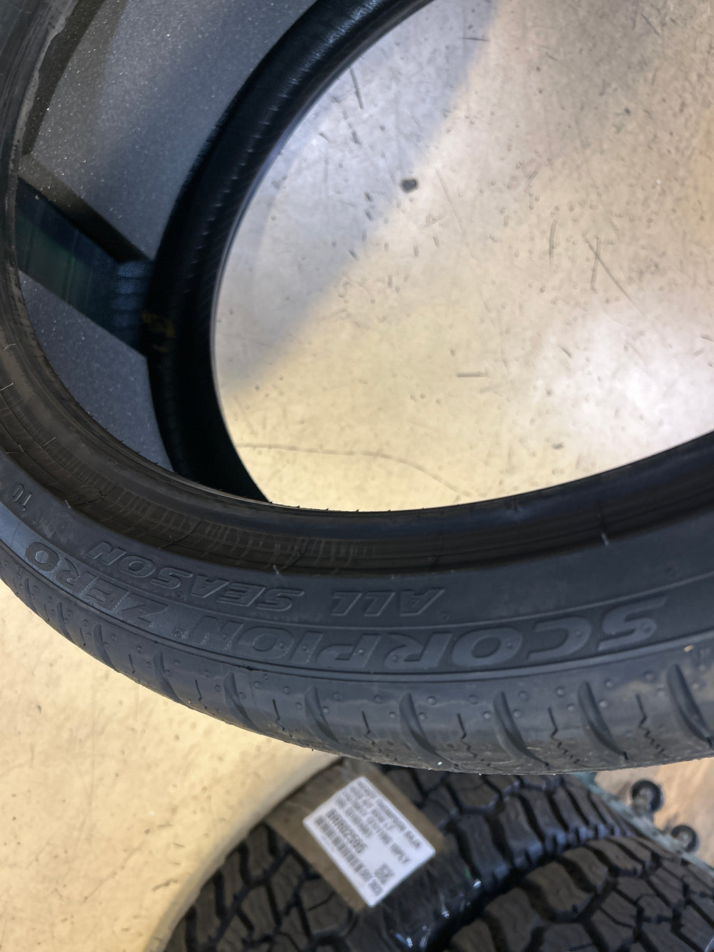PIRELLI SCORPION ZERO A/S BSW P 265 35 22 102Y XL ALL SEASON TIRE 3797800