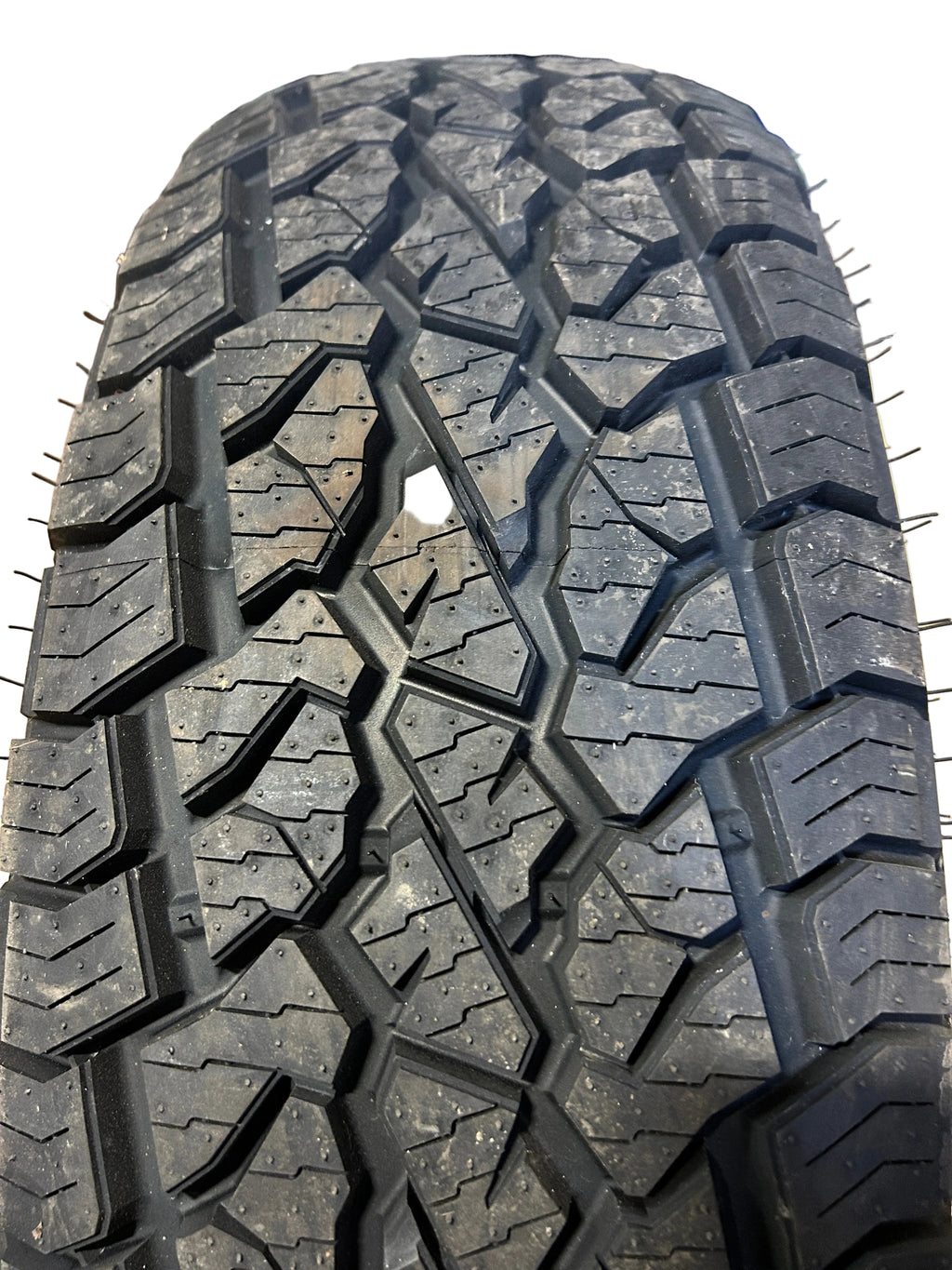 APLUS SHREDDER AT BSW P 245 75 16 111T ALL TERRAIN TIRE 20001503