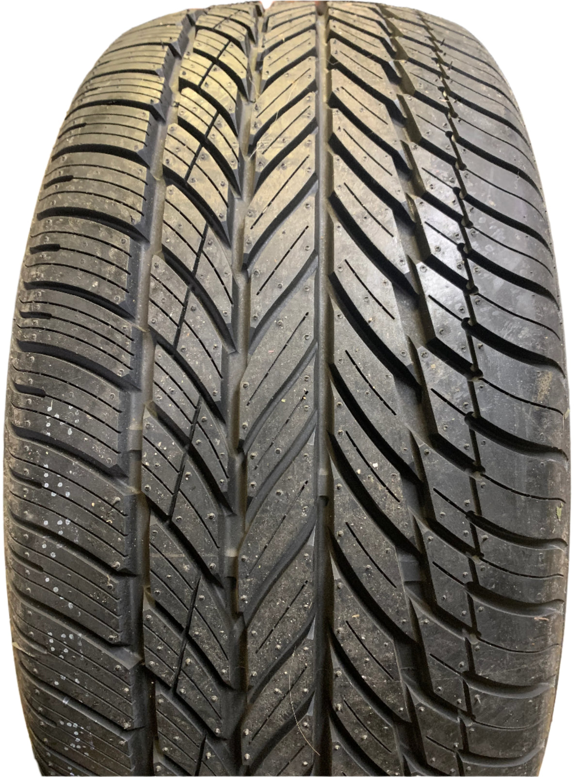 VOGUE CUSTOM BUILT RADIAL WG P 235 50 17 100H XL ALL SEASON TIRE 03206631