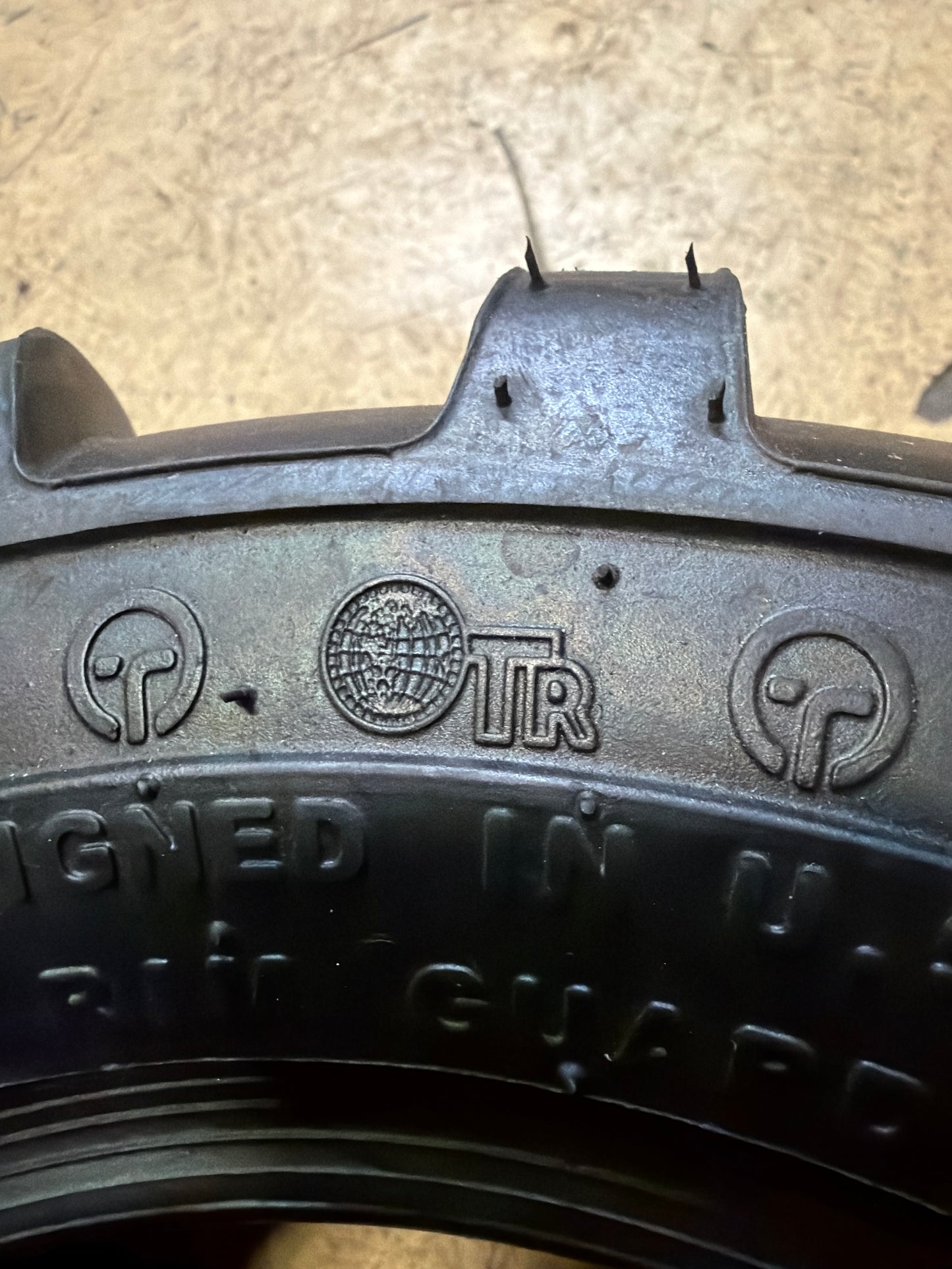 OTR GARDEN MASTER BSW  18 8.5 10 4PLY AGRICULTURE TIRE T99041885010