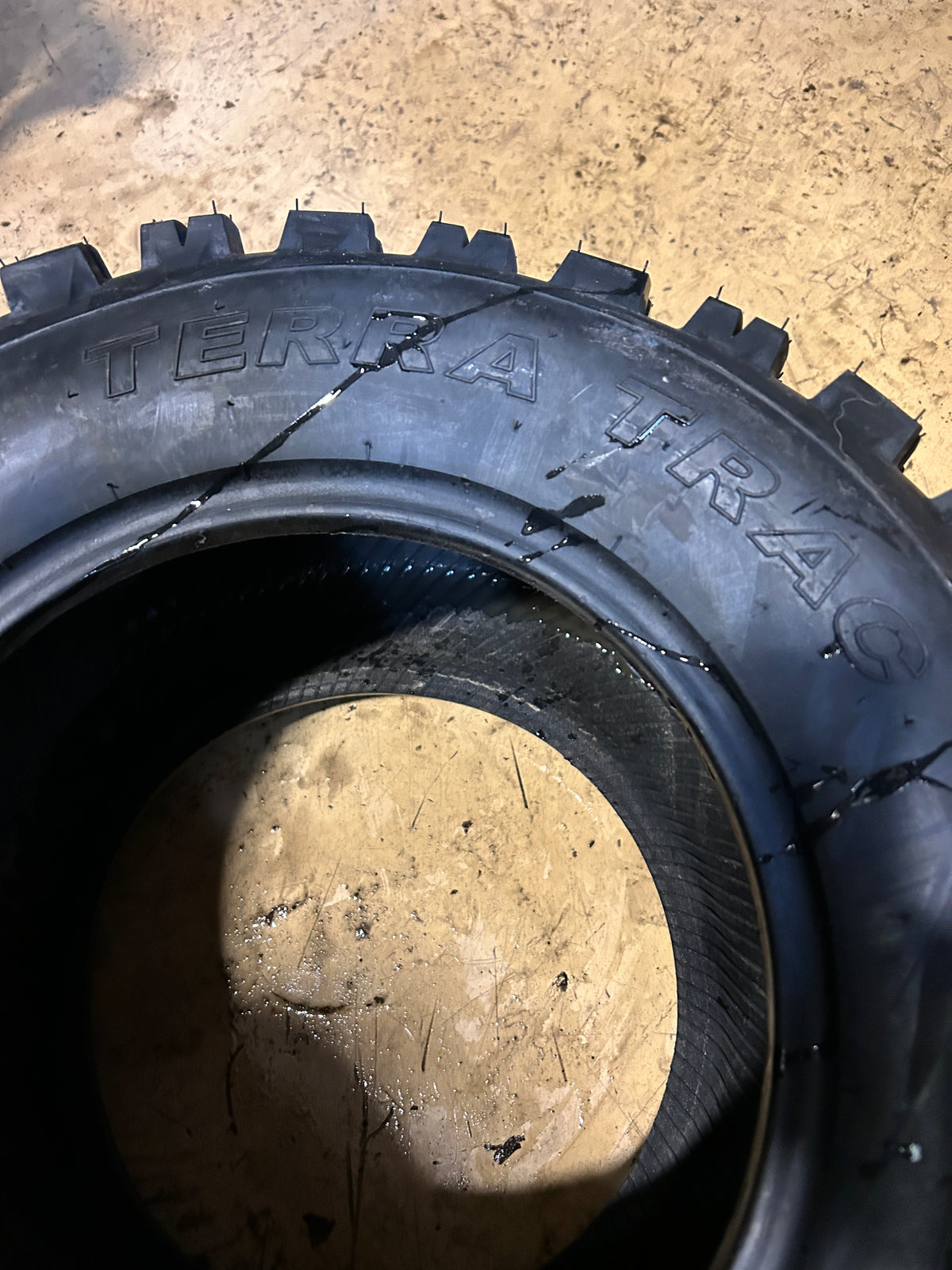 KENDA TERRA TRAC 98A3 BSW 24 12 12 4PLY ATV/UTV TIRE 105021224B1