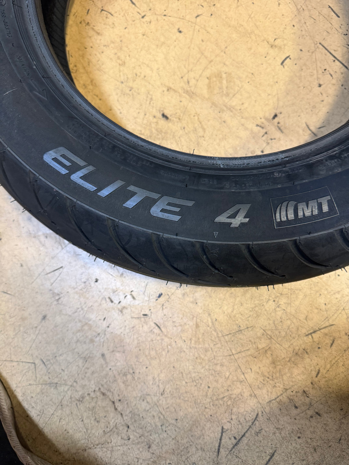 NOS DUNLOP ELITE 4 BSW 140 90 15 70H REAR MOTORCYCLE TIRE 45119043