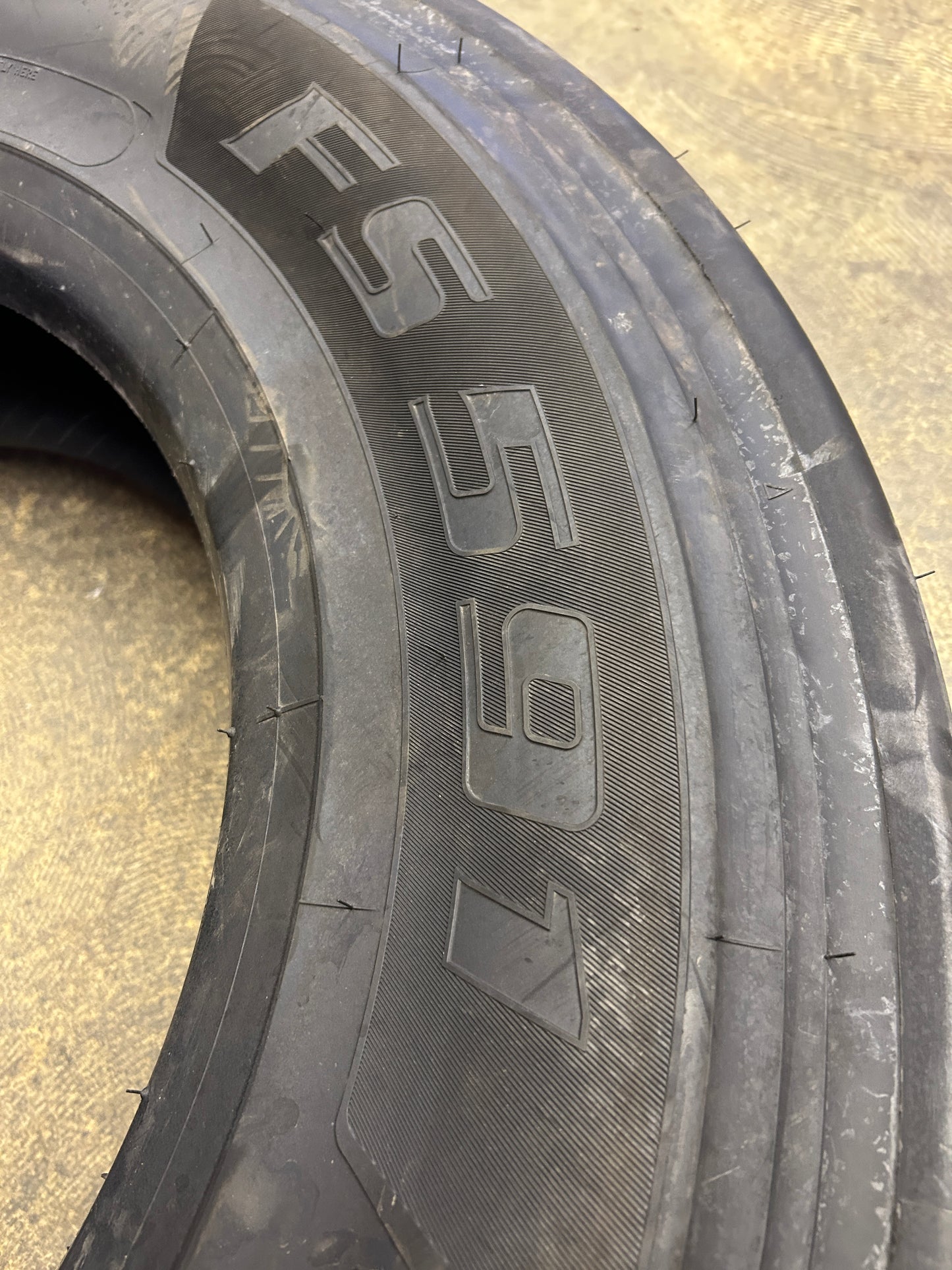 FIRESTONE FS591 BSW  295 75 22.5 144/141L 14PLY STEER TIRE 233738