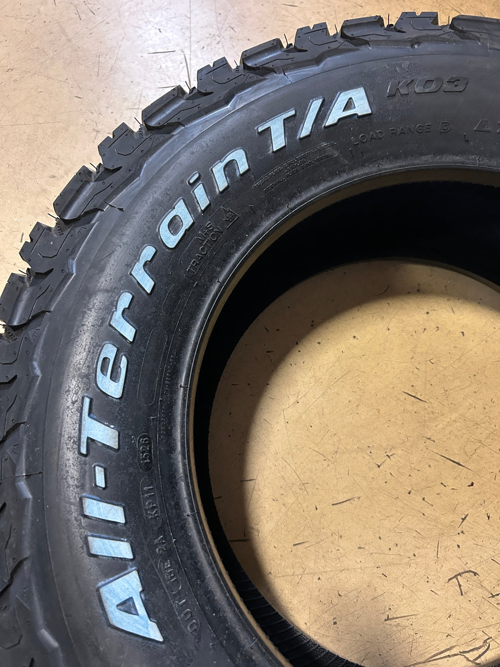 BFGOODRICH ALL-TERRAIN T/A KO3 RWL LT 265 65 18 117/114S 8PLY  TIRE 03930