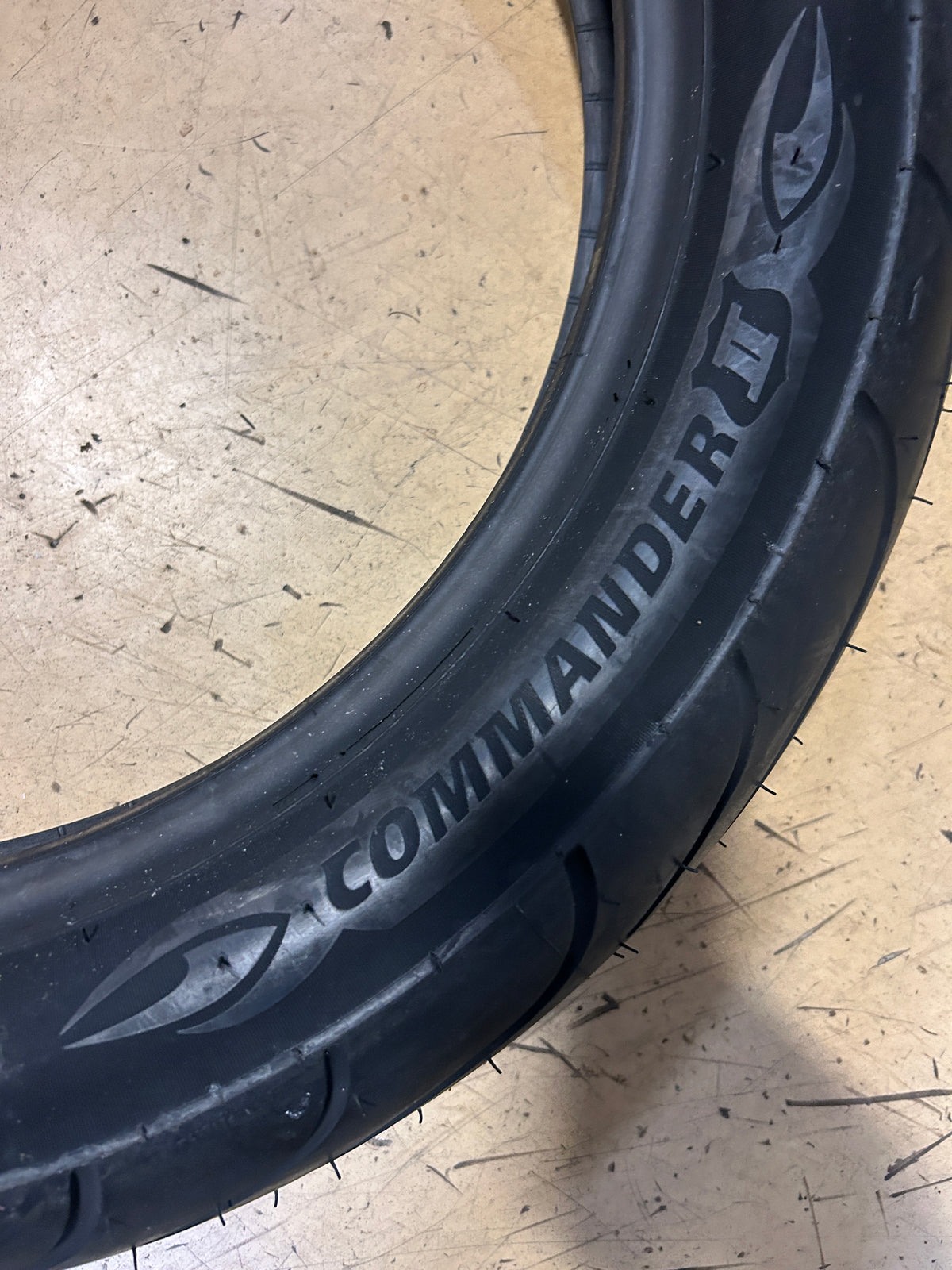 MICHELIN COMMANDER II BSW 120 90 17 64S FRONT MOTORCYCLE TIRE 50337