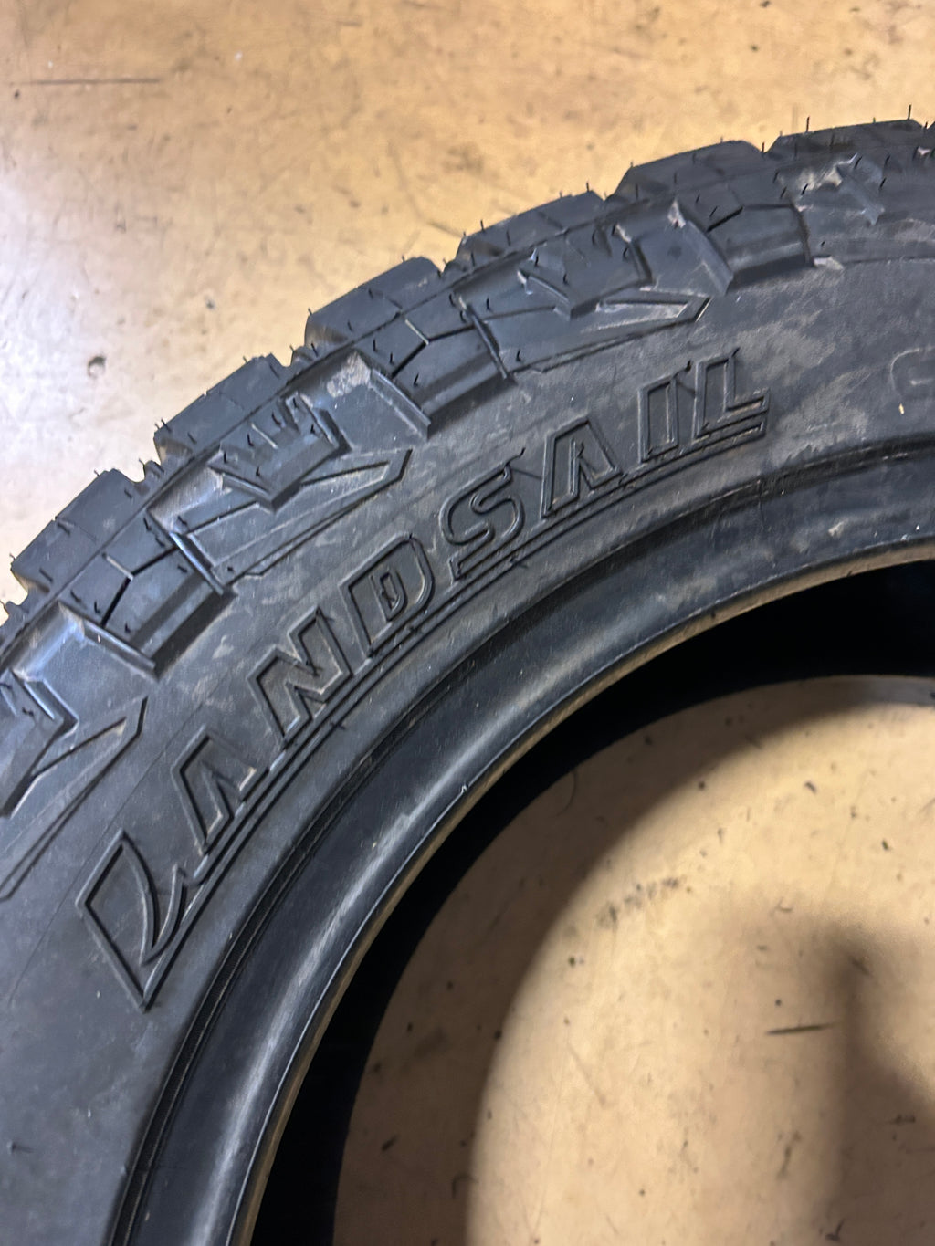 LANDSAIL CLX-20 STORMBLAZER X/T BSW P 235 65 18 110H XL RUGGED TIRE 834492