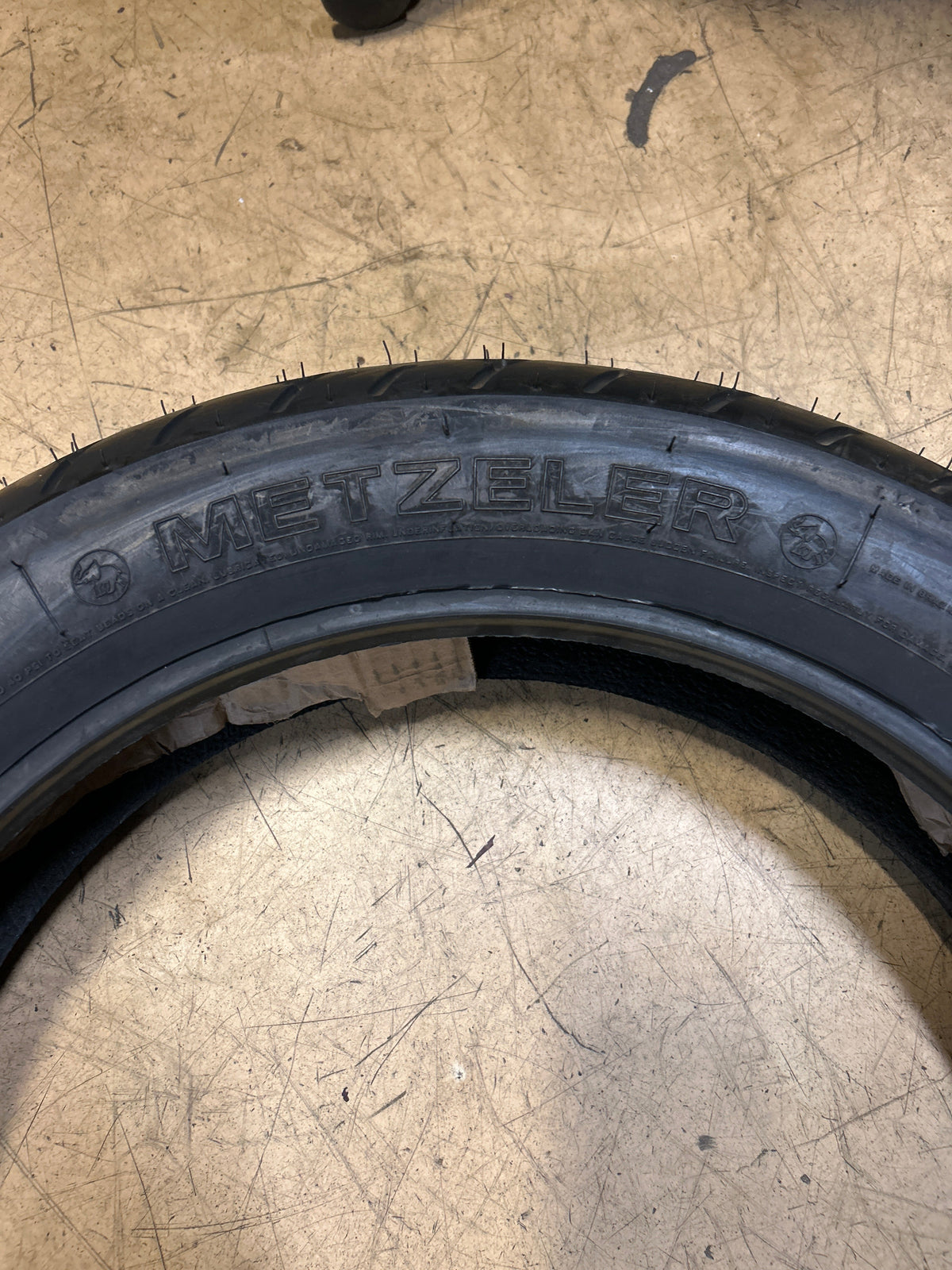 NOS METZELER ME880 MARATHON BSW 140 80 17 69H FRONT TIRE 1624200