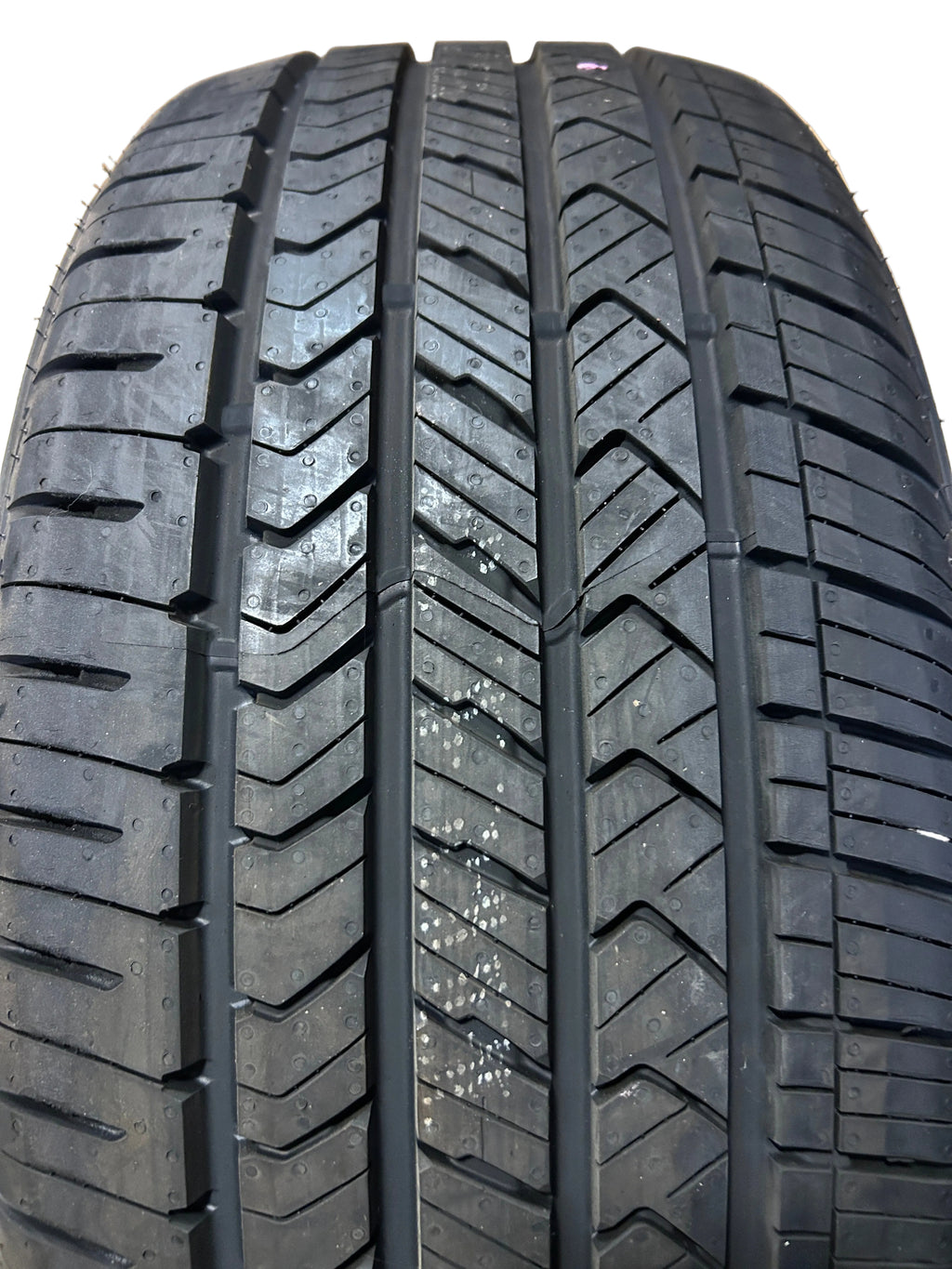 2 NOS FIRESTONE FIREHAWK PURSUIT BSW P 235 50 17 96W ALL SEASON TIRE 011494
