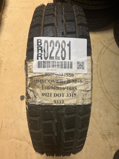 NOS COOPER DISCOVERER M+S P 235 75 16 108S SL WINTER TIRE 90000002986