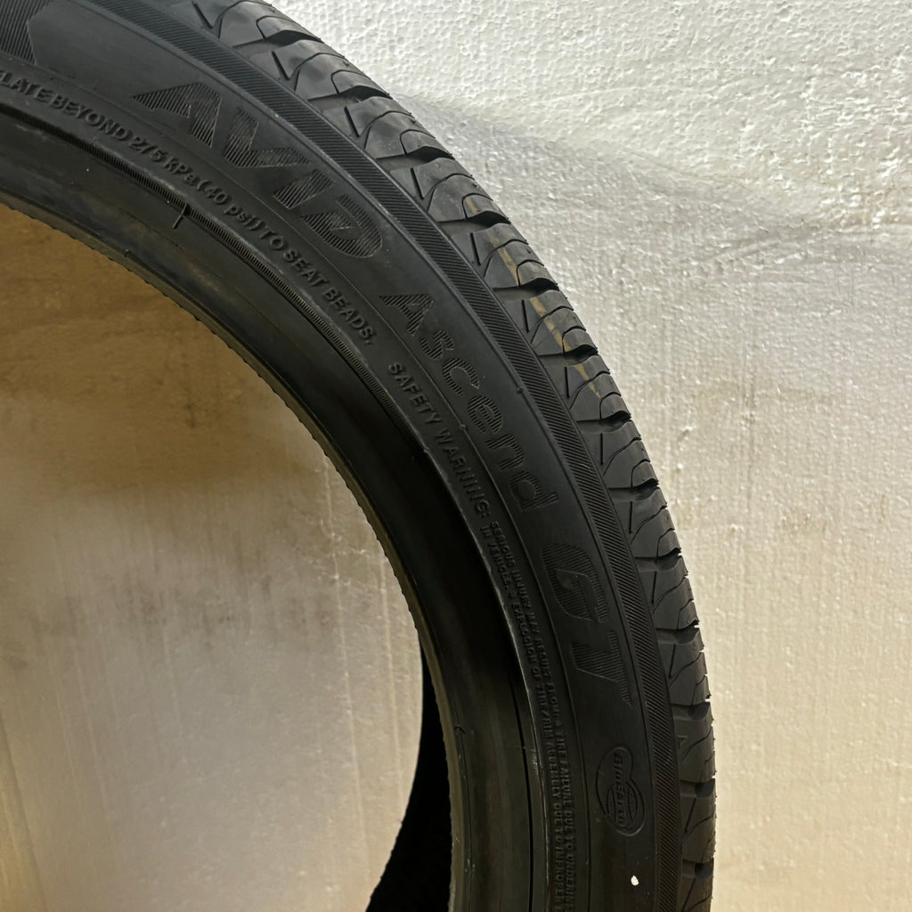 2 NEW OLD STOCK YOKOHAMA AVID ASCEND GT P 255 40 19 100V XL A/S TIRES 110132748