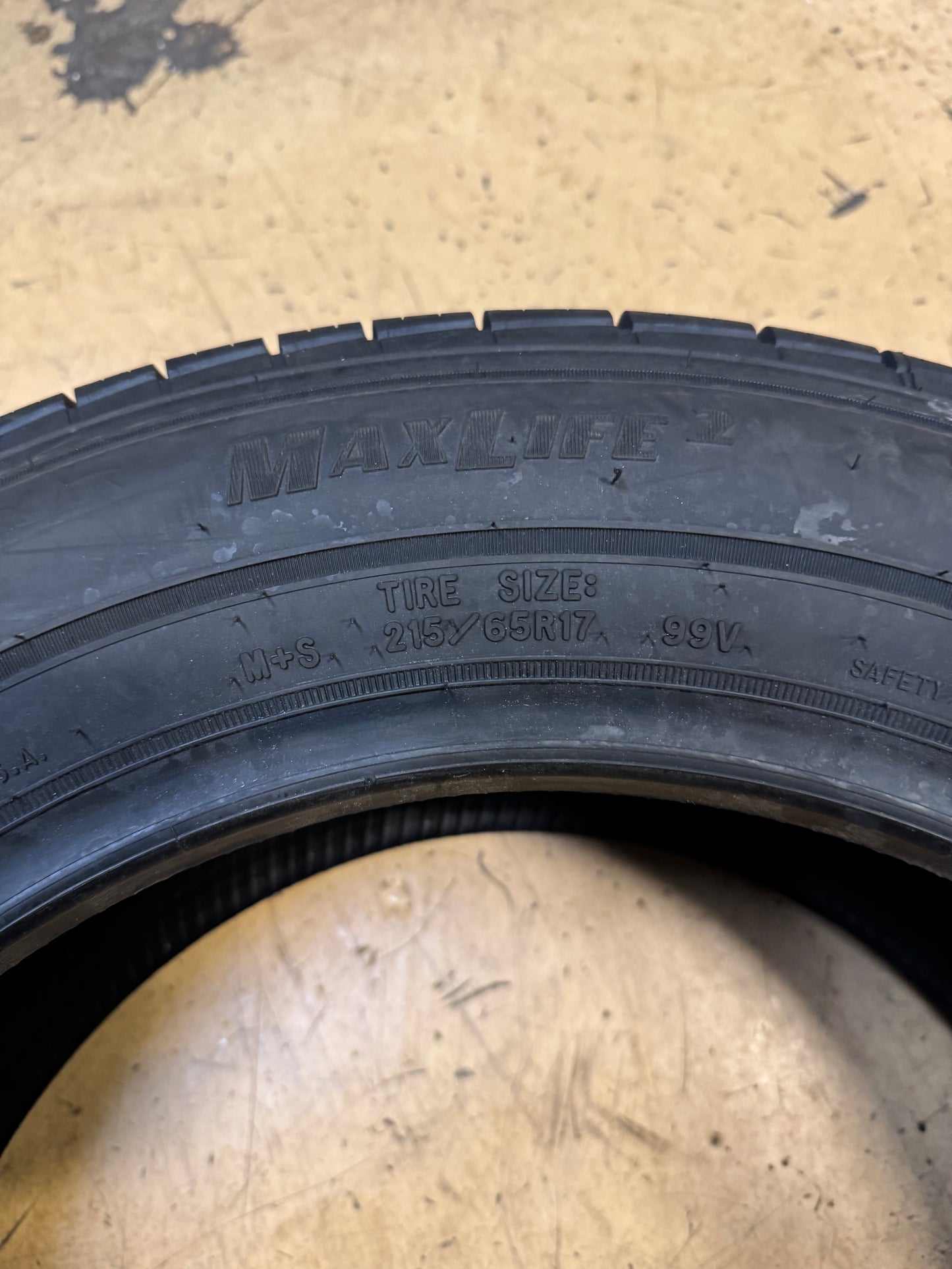 GOODYEAR ASSURANCE MAXLIFE 2 BSW P 215 65 17 99V ALL SEASON TIRE 110156702
