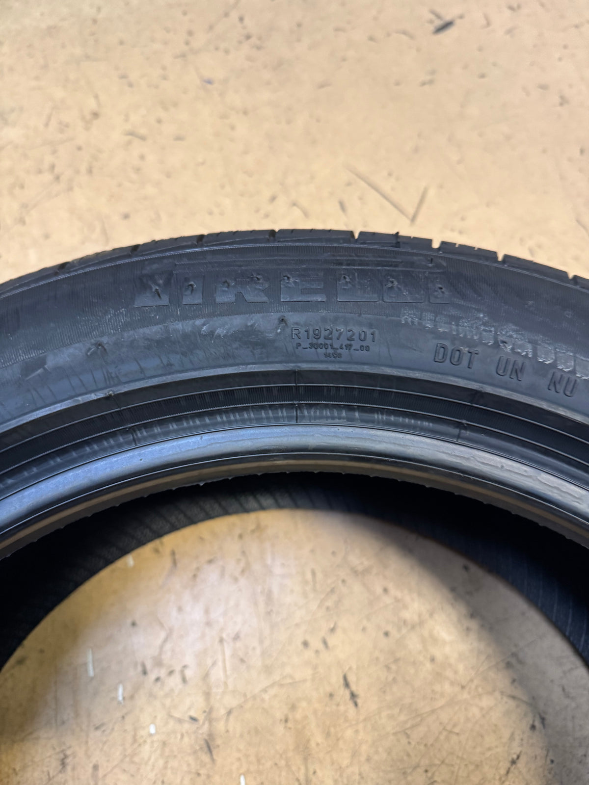2 NOS PIRELLI CINTURATO P7 ALL SEASON (MOE) RUNFLAT BSW P 225 50 17 94H TIRE 2374300 (Copy)