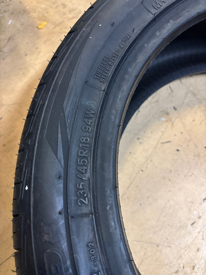 TOYO EXTENSA HP II 235 45 18 94W SL ALL SEASON TIRE 196400