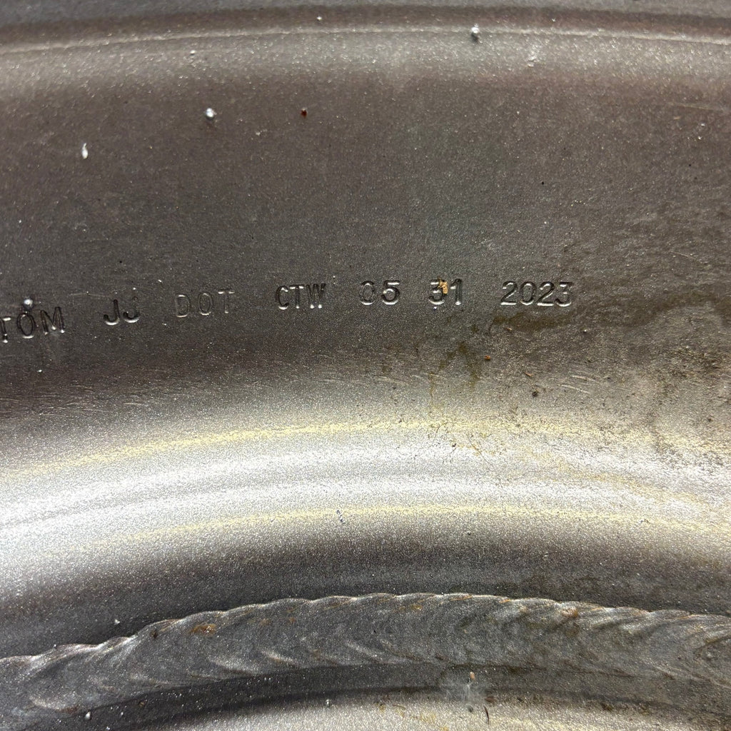WHEEL VINTIQUES 50 SERIES SS396 SILVER WITH BLACK PAINTED SLOT WHEELS 15X8 5X4.75