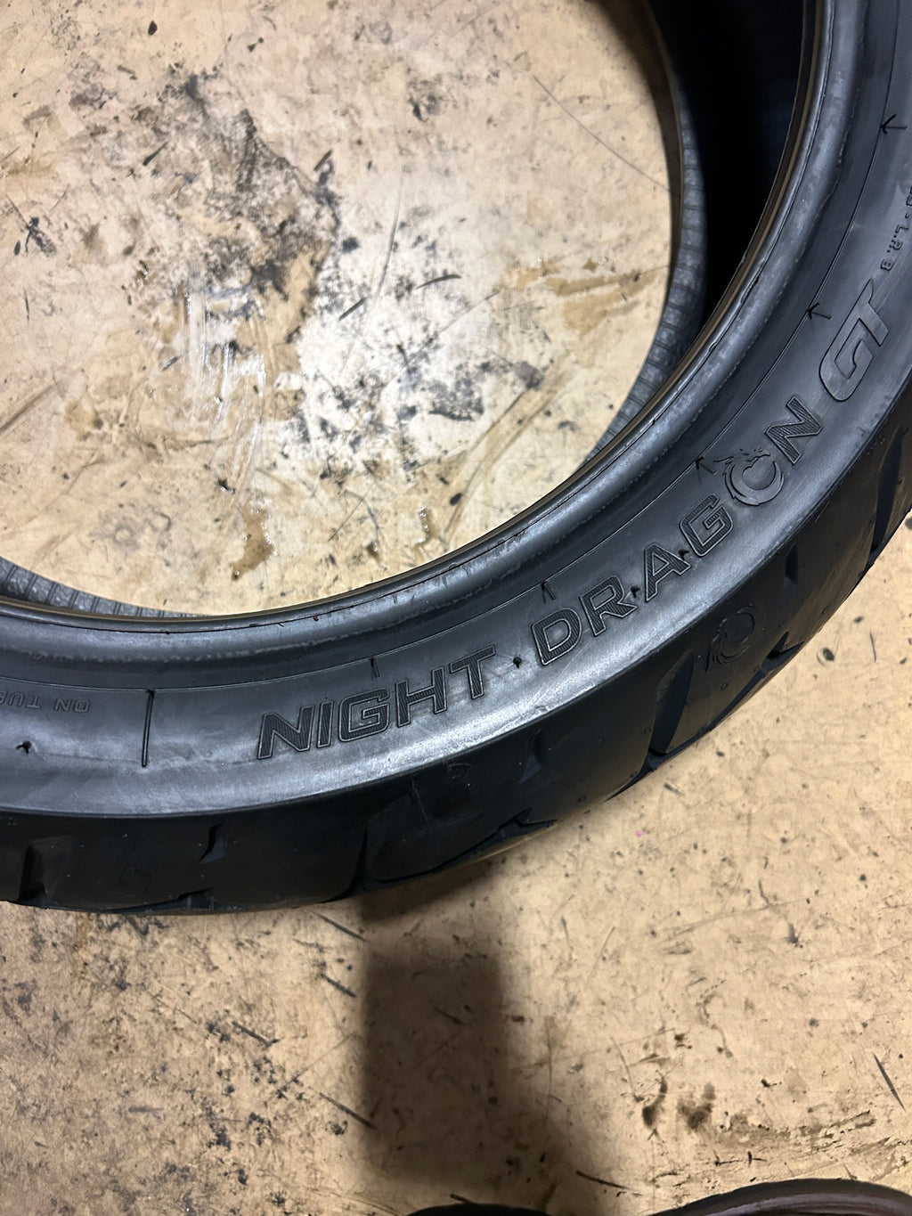 PIRELLI NIGHT DRAGON GT BSW 200 55 17 78V REAR MOTORCYCLE TIRE 2595600