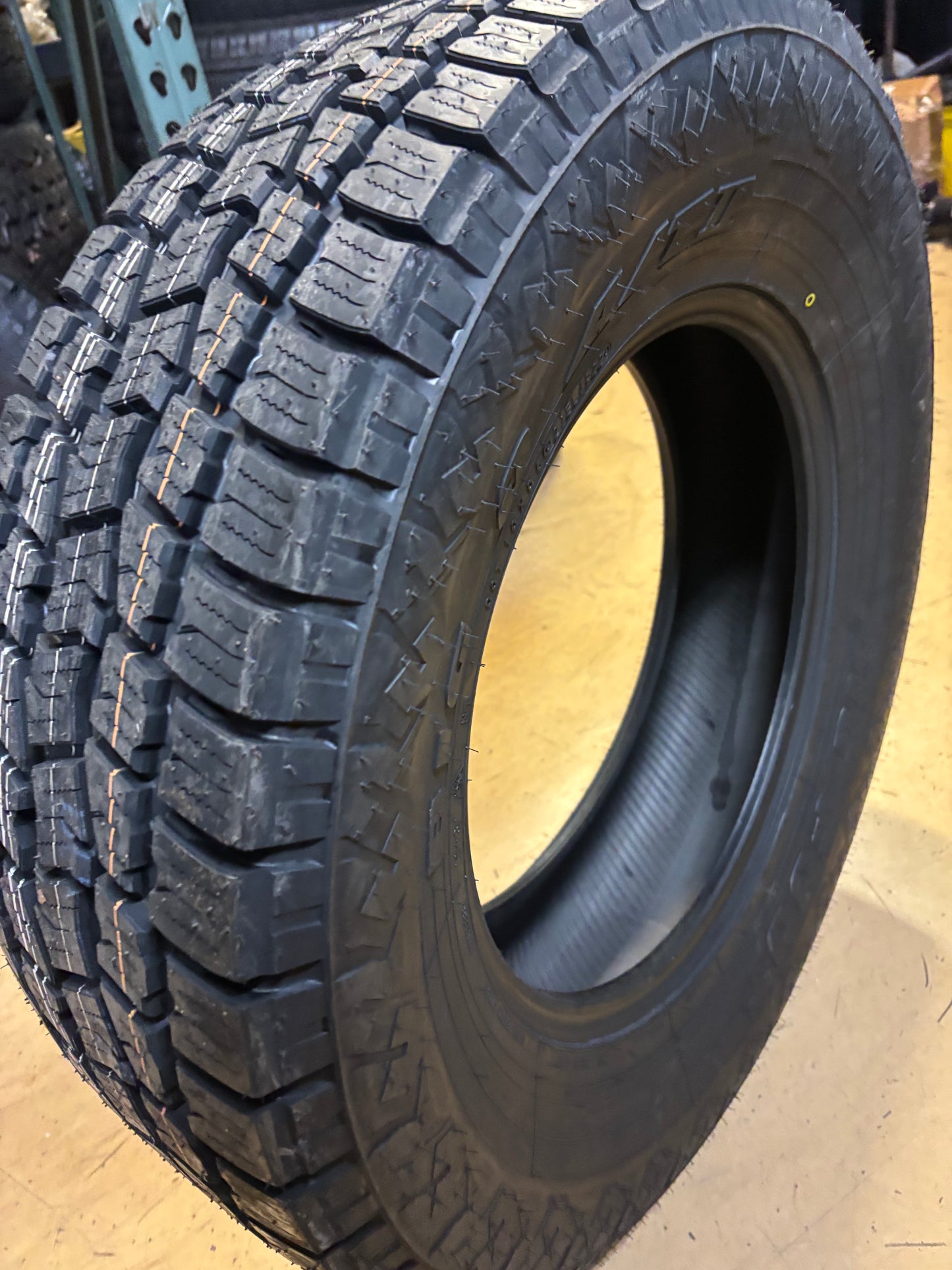 BIG O BIG FOOT A/T II BSW P 265 70 18 116T SL ALL TERRAIN TIRE BIGFT2657018