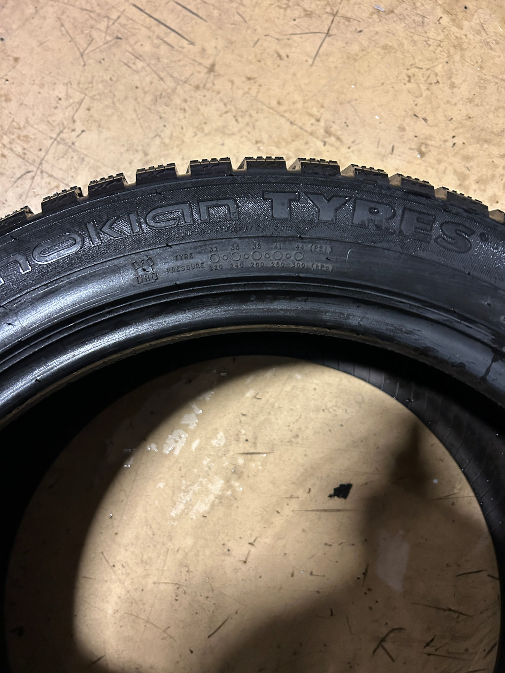 NOKIAN NORDMAN 7 BSW P 235 45 17 97T XL WINTER TIRE TS32380