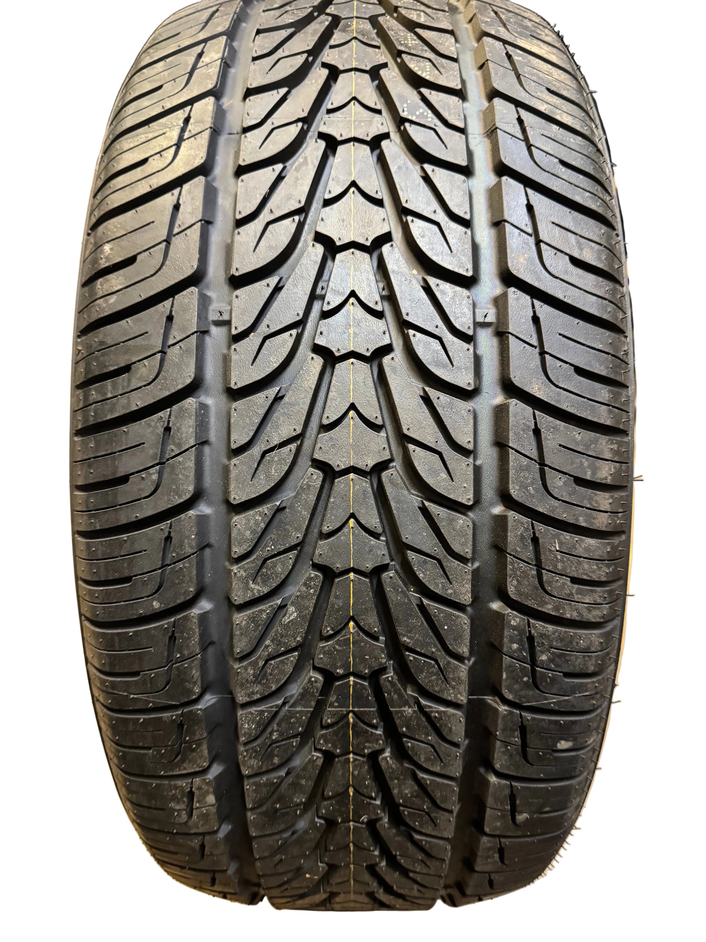 NEXEN ROADIAN HP BSW P 285 50 20 XL 116V XL ALL SEASON SPORT TIRE 15473NXK