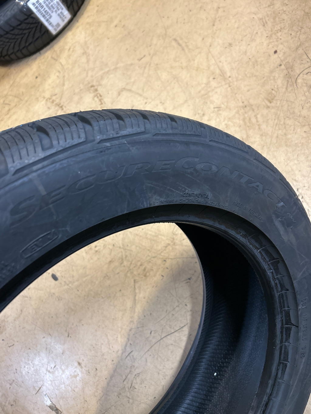2 CONTINENTAL SECURECONTACT AW BSW P 215 55 17 94V A/S TIRE 15581970000