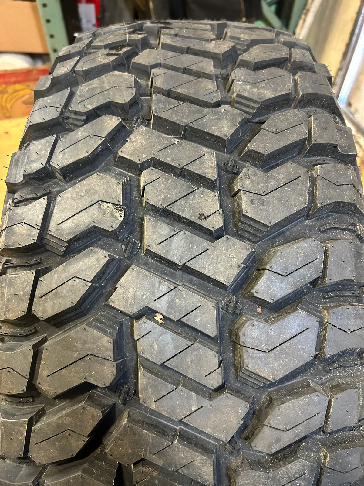 RADAR RENEGADE R/T BSW LT 35 12.5 17 125Q 10PLY RUGGED TIRE RASYTH0265