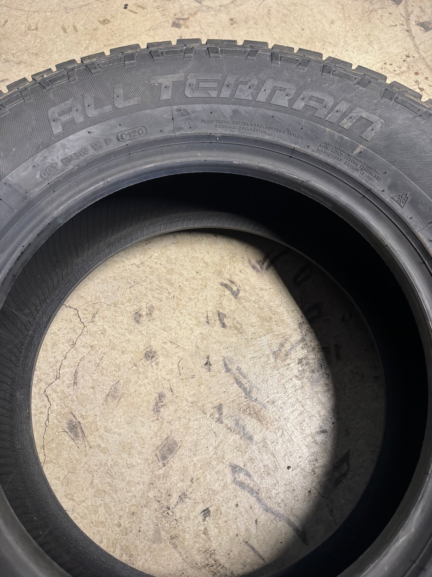 NOS PATHFINDER ALL TERRAIN BSW P 265 65 17 112T  TIRE 1020411