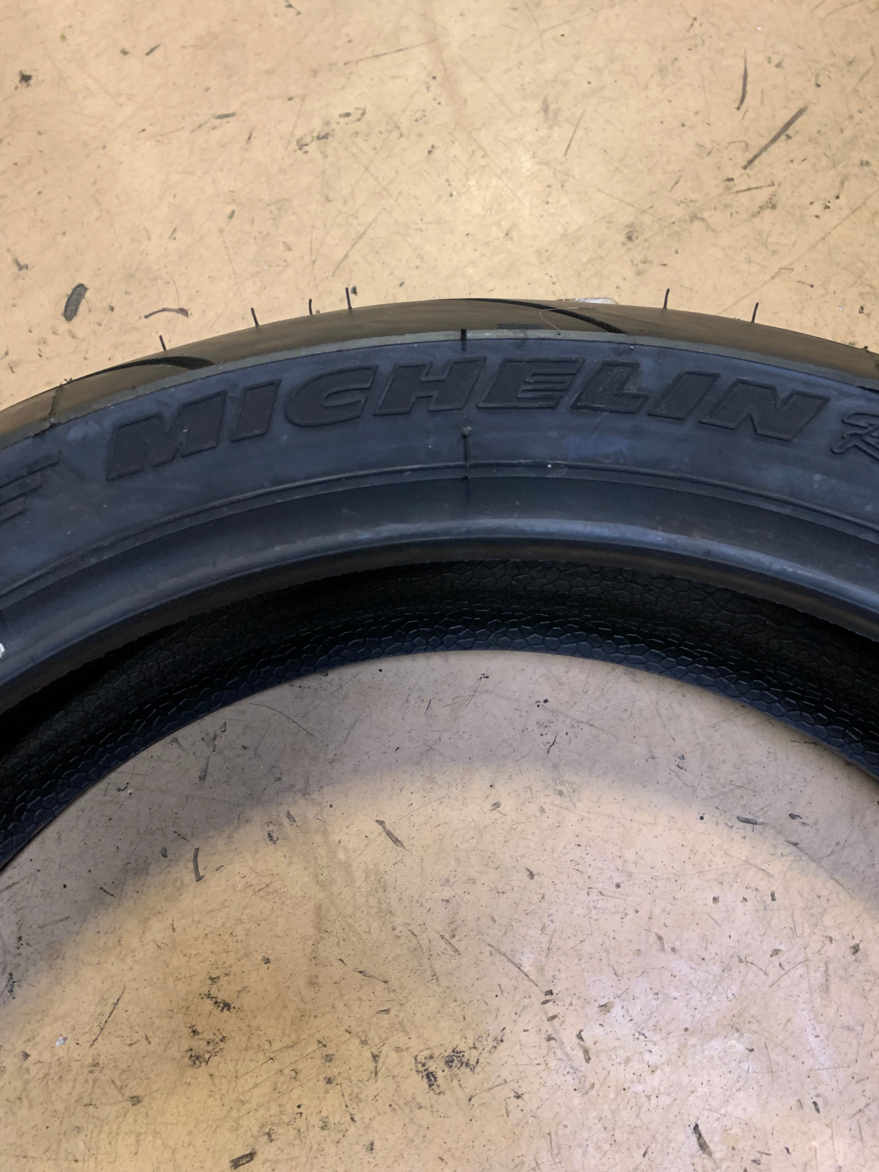 MICHELIN PILOT POWER 2CT BSW 160 60 17 69W REAR MOTORCYCLE TIRE 405333