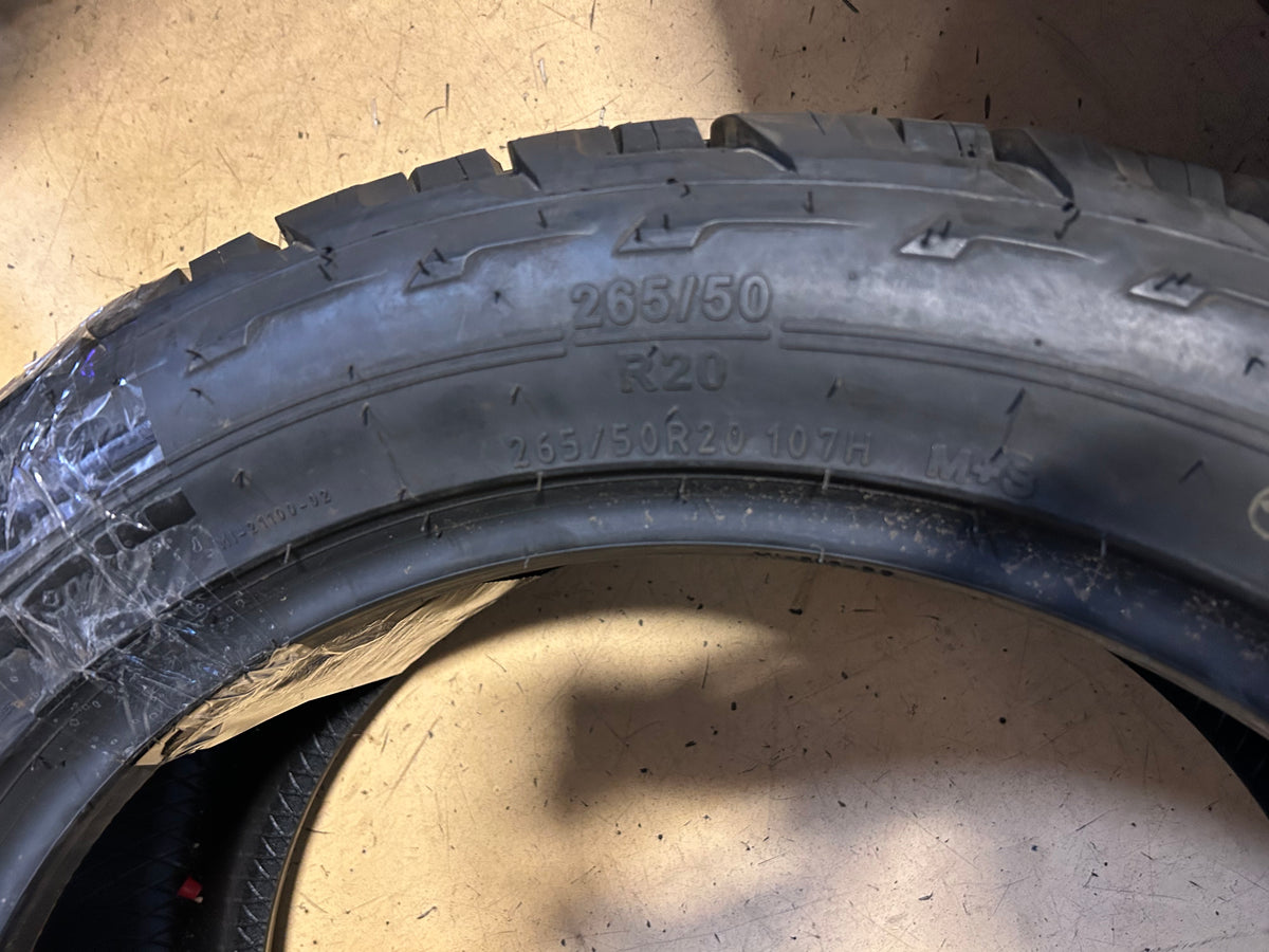 UNIROYAL LAREDO AT BSW P 265 50 20 107H  ALL TERRAIN TIRE 15367