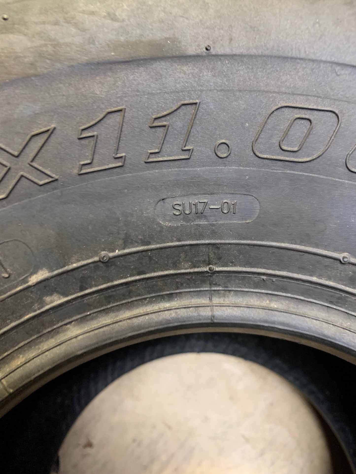 HI-RUN SU17 BSW AT 22 11 8 2PLY ATV/UTV TIRE WD1062