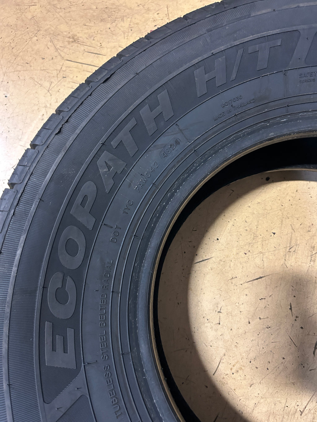 TRAVELSTAR ECOPATH HT BSW P 265 70 16 112T ALL SEASON TIRE LLSUV005