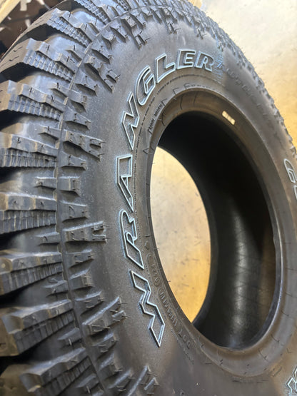 GOODYEAR WRANGLER AUTHORITY A/T RWL LT 31 10.5 15 109Q LRC 6 PLY ALL TERRAIN TIRE 751322327