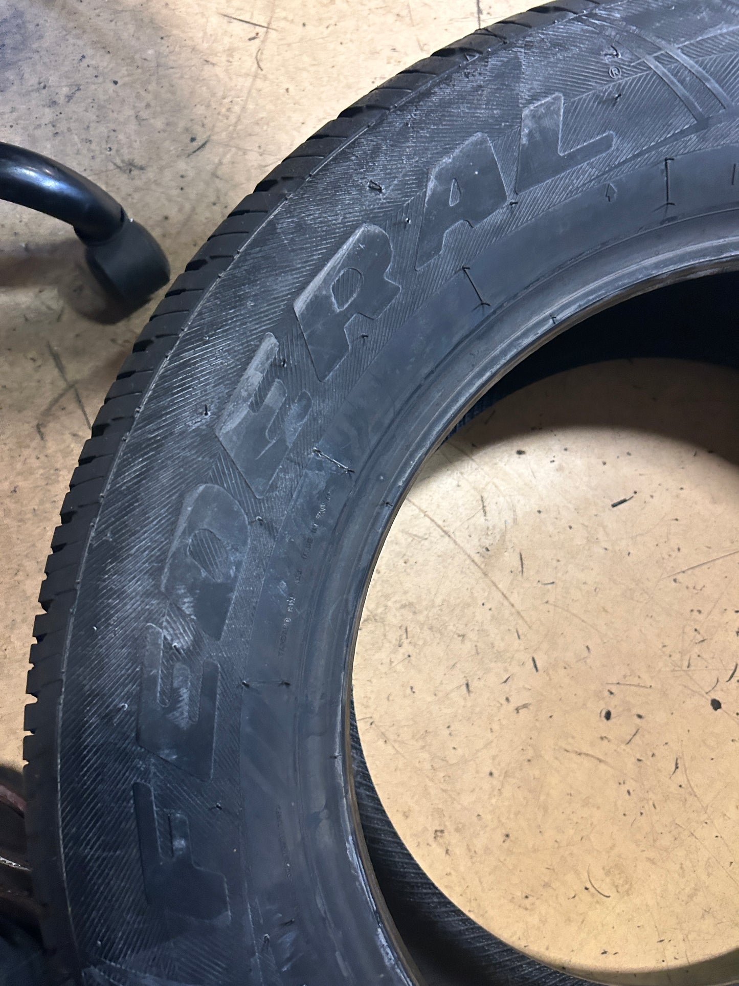 NOS FEDERAL COURAGIA F/X BSW P 275 55 17 109V HIGHWAY TIRE 40GI7A