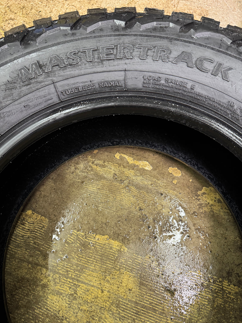 MASTERTRACK BADLANDS AT BSW LT 275 70 18 125/122S 10PLY ALL TERRAIN TIRE MASTAT027