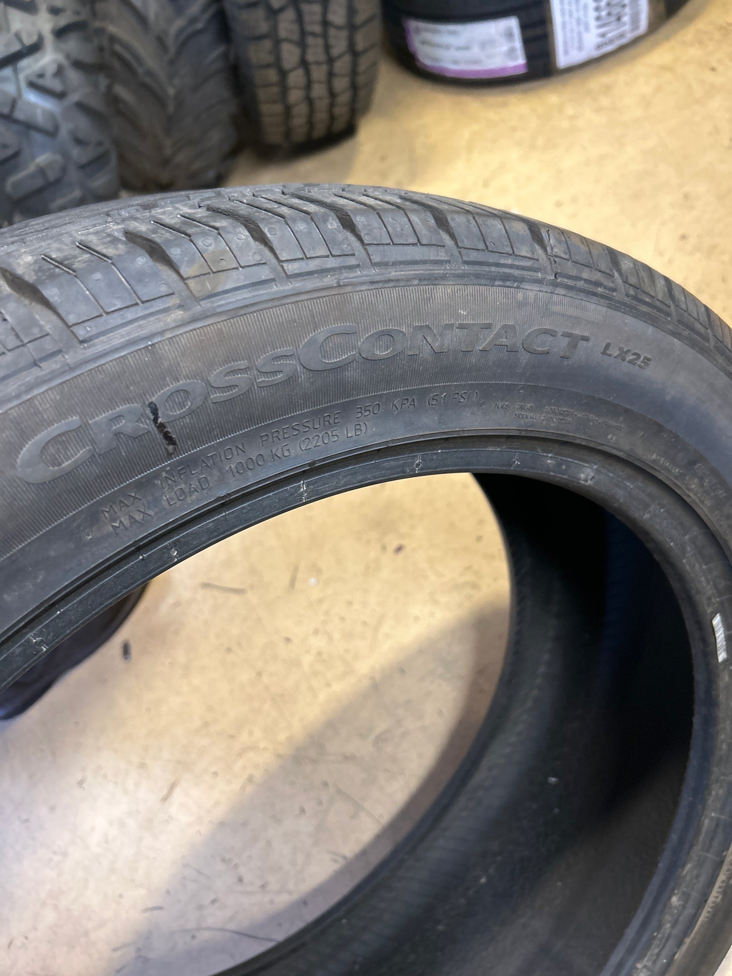 USED CONTINENTAL CROSSCONTACT LX25 BSW P 265 45 20 108H XL ALL SEASON TIRE 15492500000