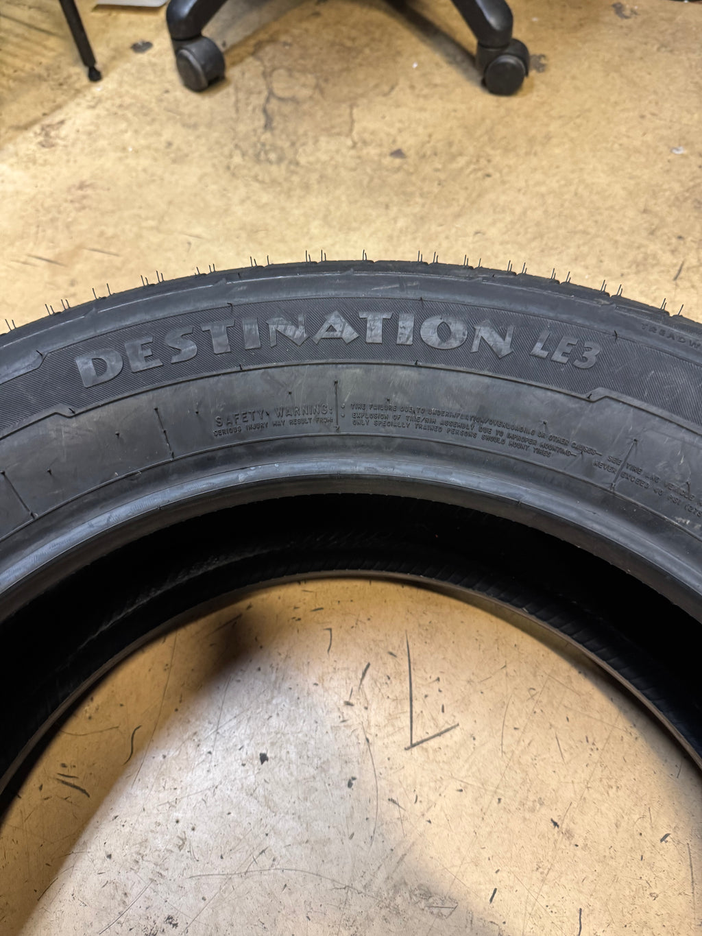 FIRESTONE DESTINATION LE3 BSW P 255 60 19 109H ALL SEASON TIRE 005403