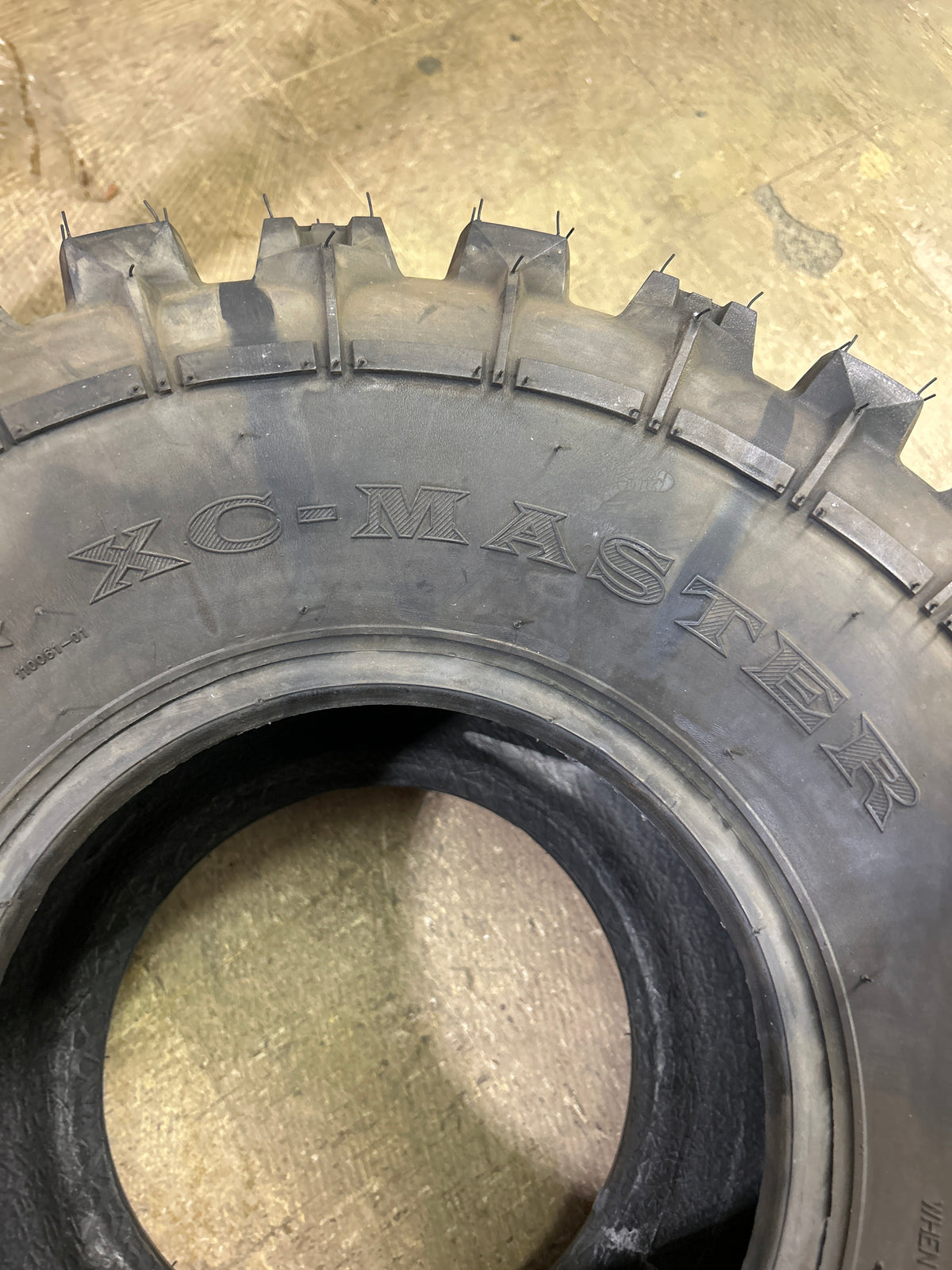GBC  XC-MASTER BSW  22 11.00 9 48J ATV/UTV TIRE AR092211XM