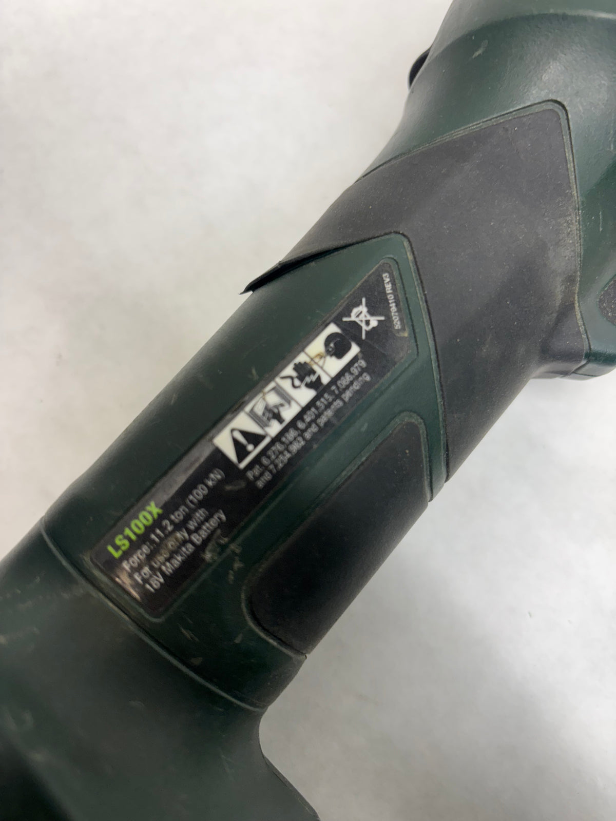 USED GREENLEE LS100X INTELLI-PUNCH 11-TON BATTERY-HYDRAULIC KNOCKOUT PUNCH KIT WITH SLUG-BUSTER