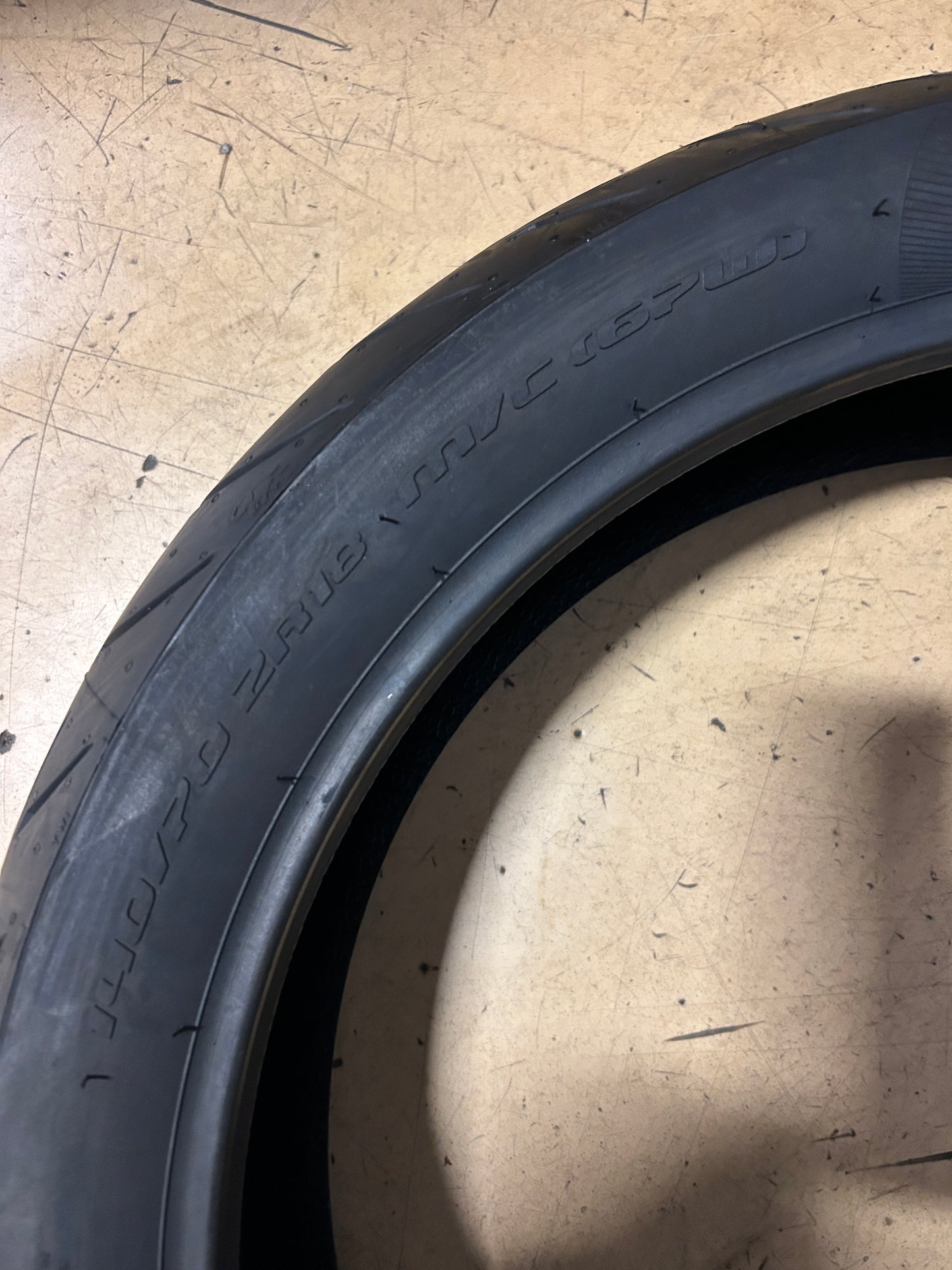 METZELER ROADTEC Z8 INTERACT BSW 140 70 18 67W REAR MOTORCYCLE TIRE 1127121