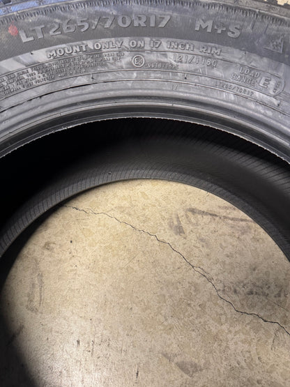 NOS MASTERCRAFT COURSER MSR BSW LT 265 70 17 121/118Q 10PLY WINTER TIRE 90000005739