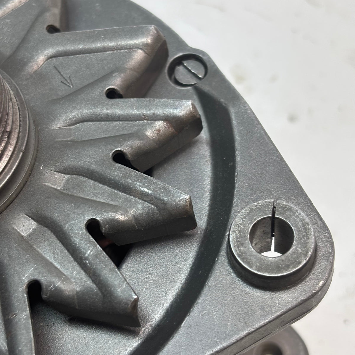 USED 1992 PORSCHE 968 ALTERNATOR 8001