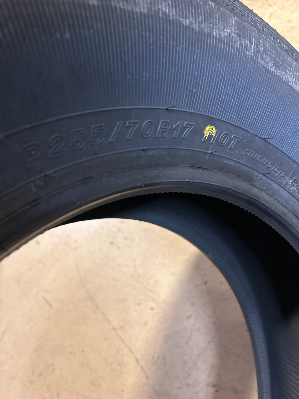 2 YOKOHAMA GEOLANDAR H/T G056 OWL P 255 70 17 110T HIGHWAY TIRE 110105616